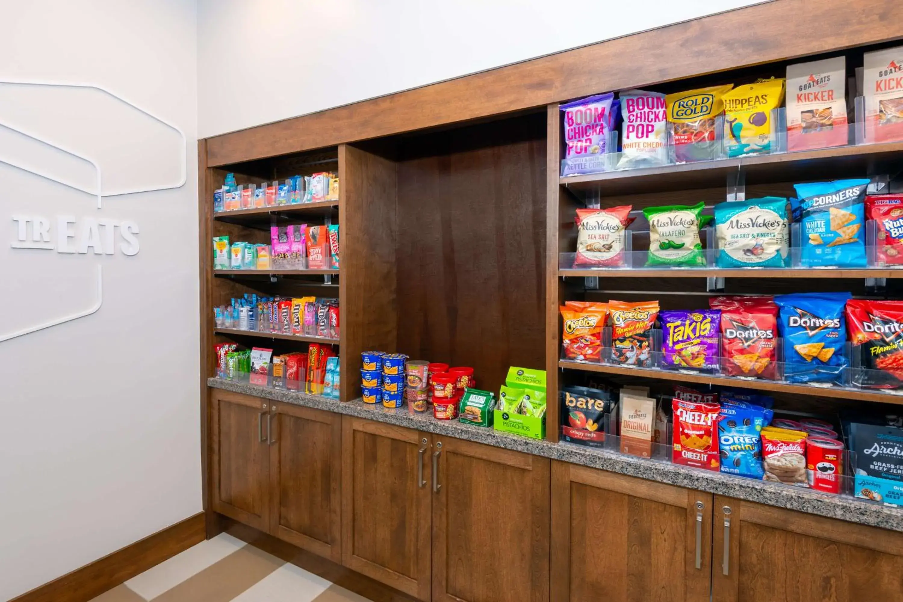 Restaurant/places to eat in Hampton Inn and Suites Clayton/St. Louis-Galleria Area Restaurant/places to eat in Hampton Inn and Suites Clayton/St. Louis-Galleria Area