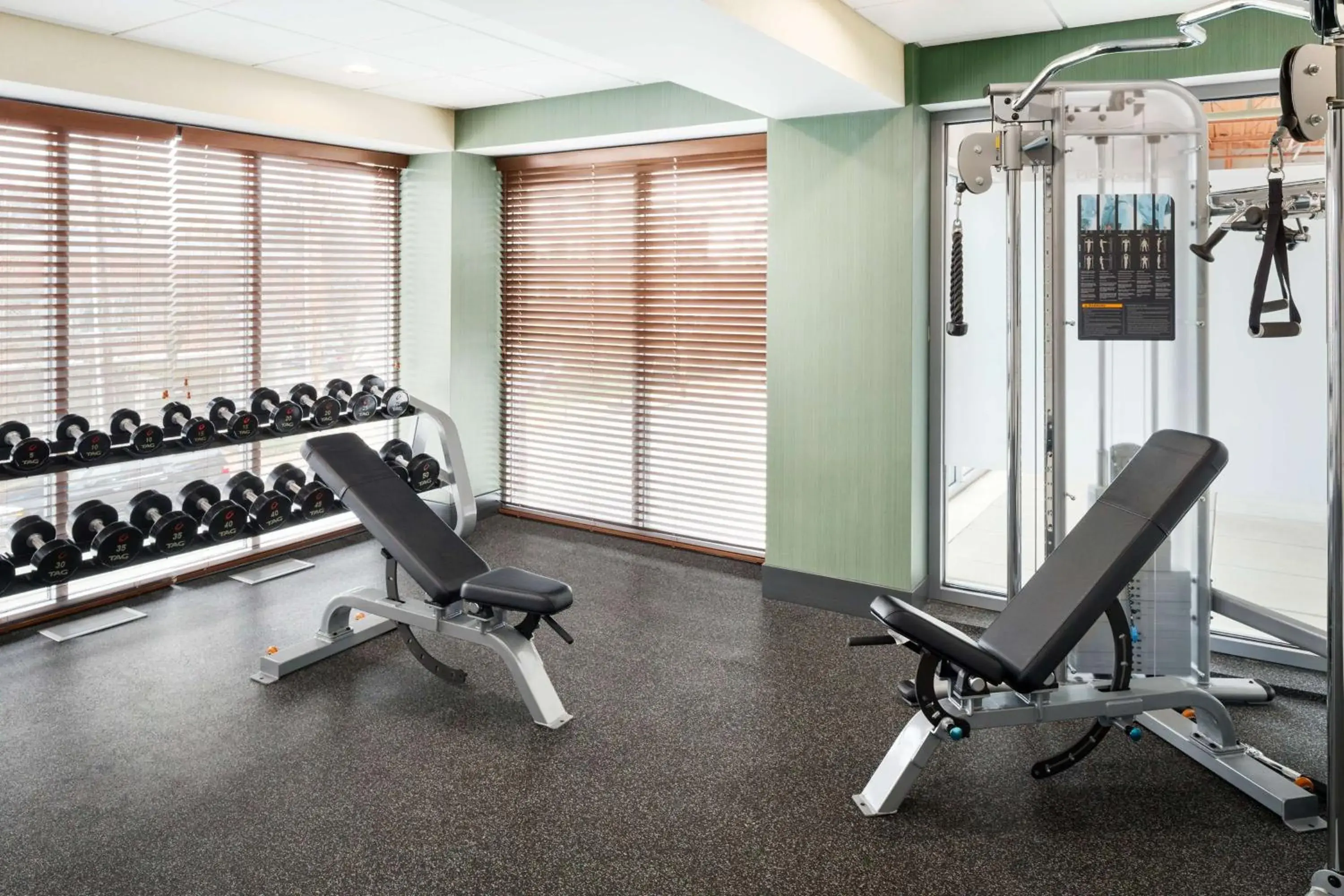 Fitness centre/facilities in Hampton Inn and Suites Clayton/St. Louis-Galleria Area Fitness centre/facilities in Hampton Inn and Suites Clayton/St. Louis-Galleria Area