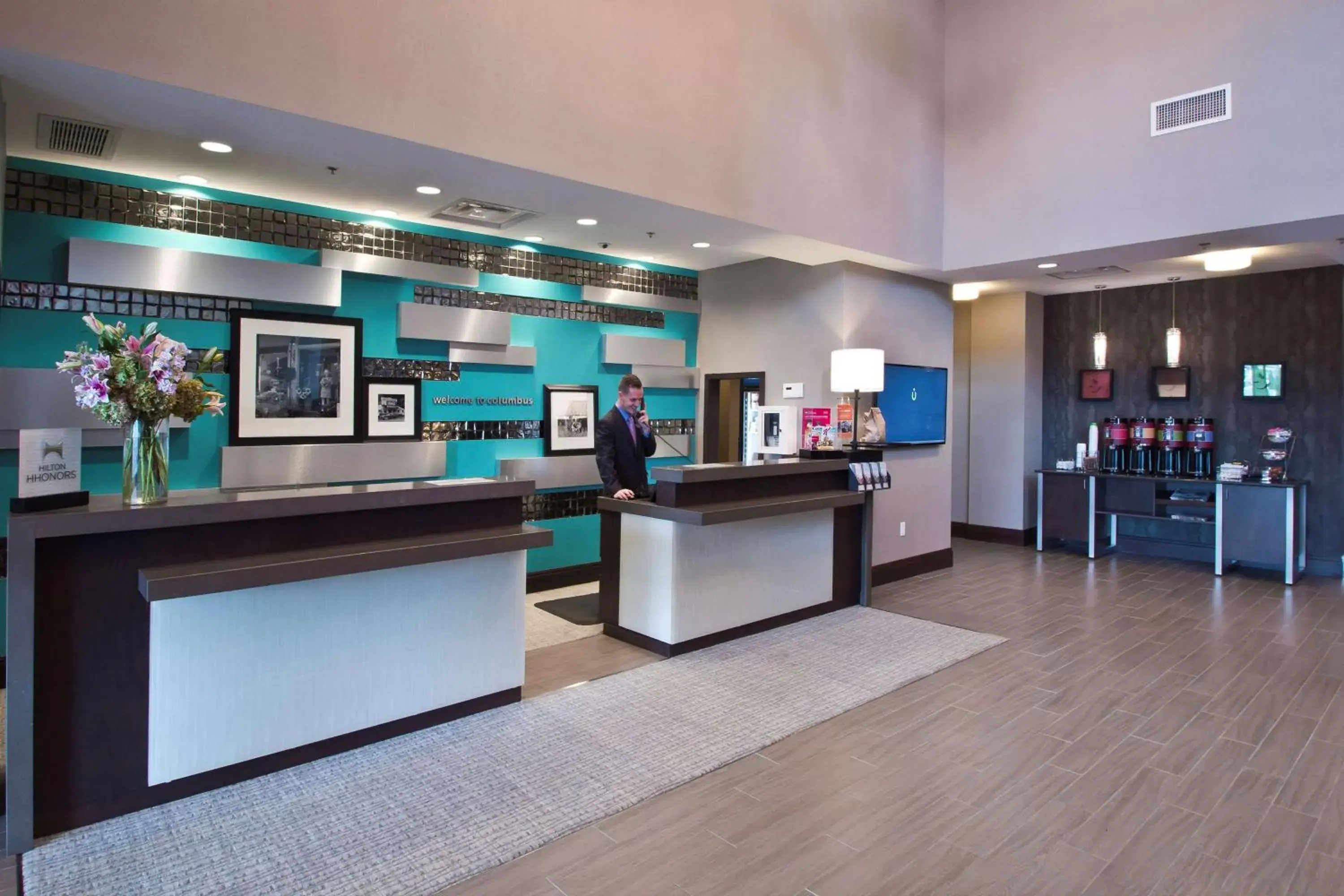 Lobby or reception in Hampton Inn & Suites Columbus/University Area Lobby or reception in Hampton Inn & Suites Columbus/University Area