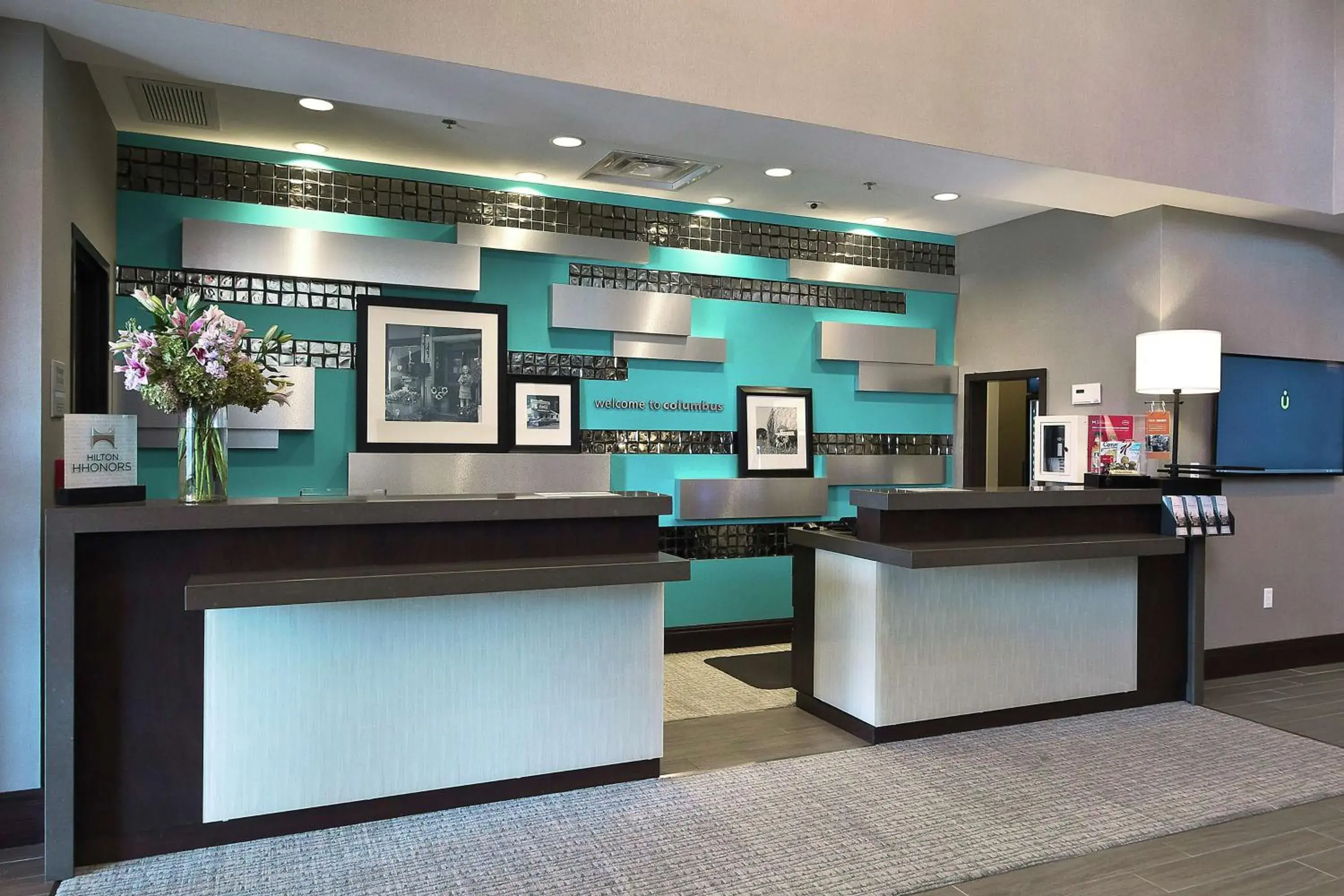 Lobby or reception in Hampton Inn & Suites Columbus/University Area Lobby or reception in Hampton Inn & Suites Columbus/University Area