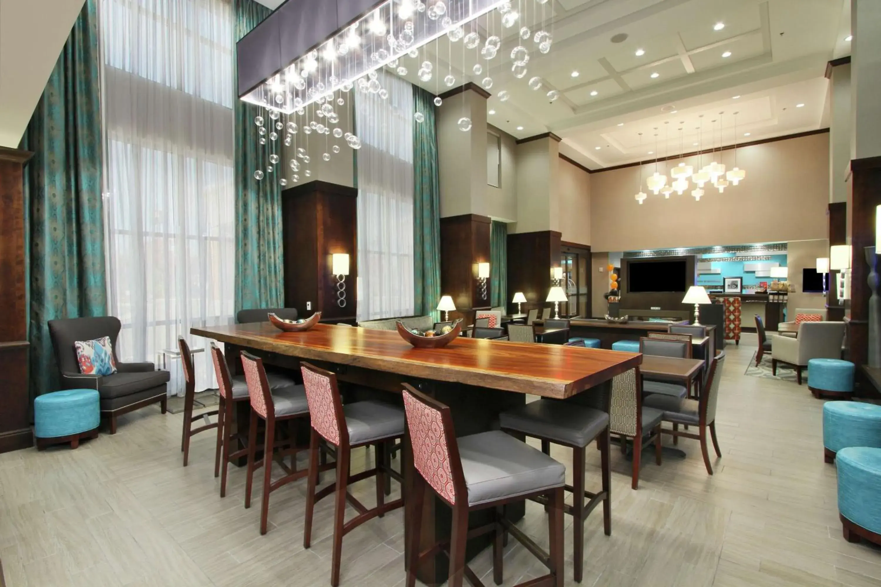 Lobby or reception in Hampton Inn & Suites Columbus/University Area Lobby or reception in Hampton Inn & Suites Columbus/University Area