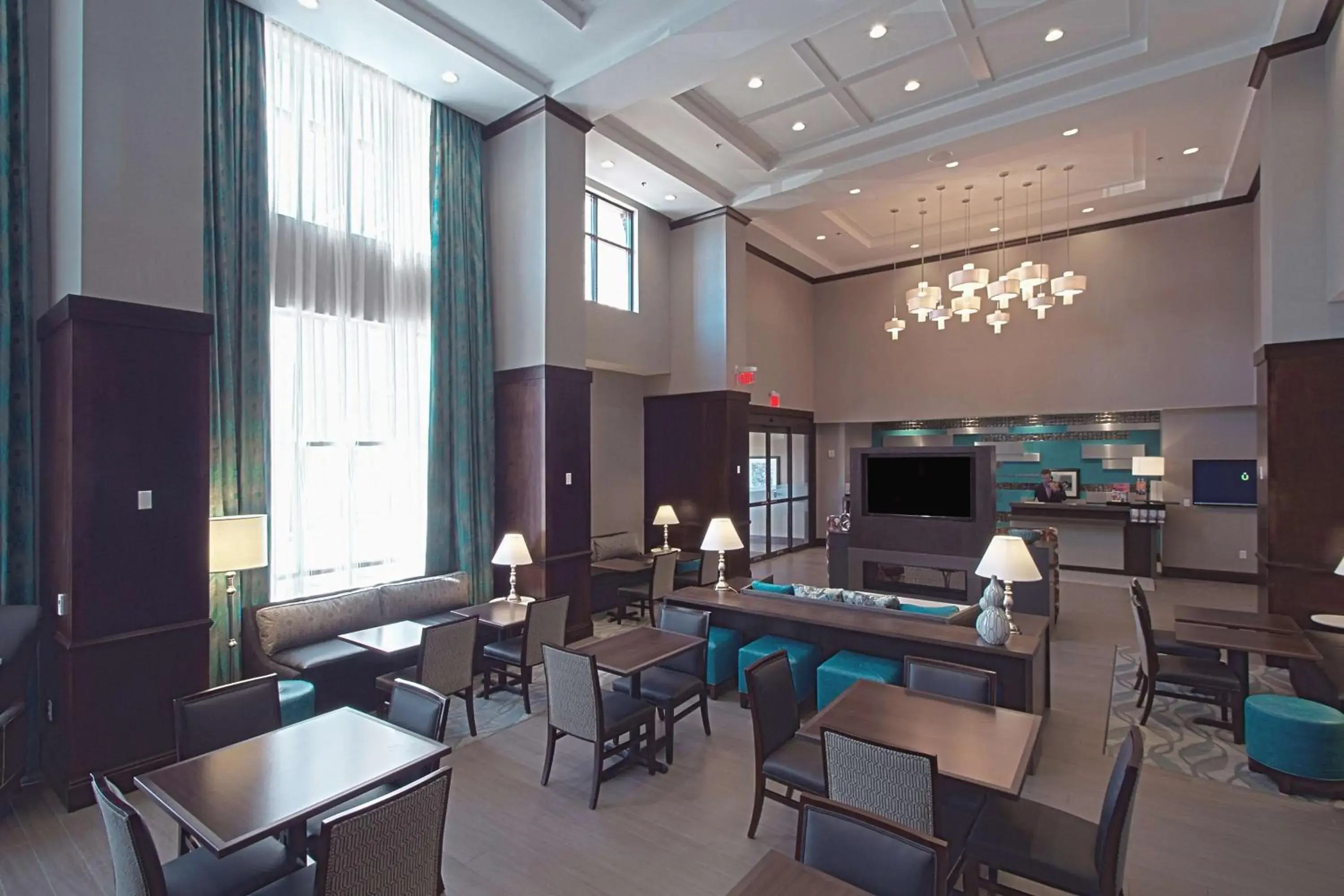 Lobby or reception in Hampton Inn & Suites Columbus/University Area Lobby or reception in Hampton Inn & Suites Columbus/University Area