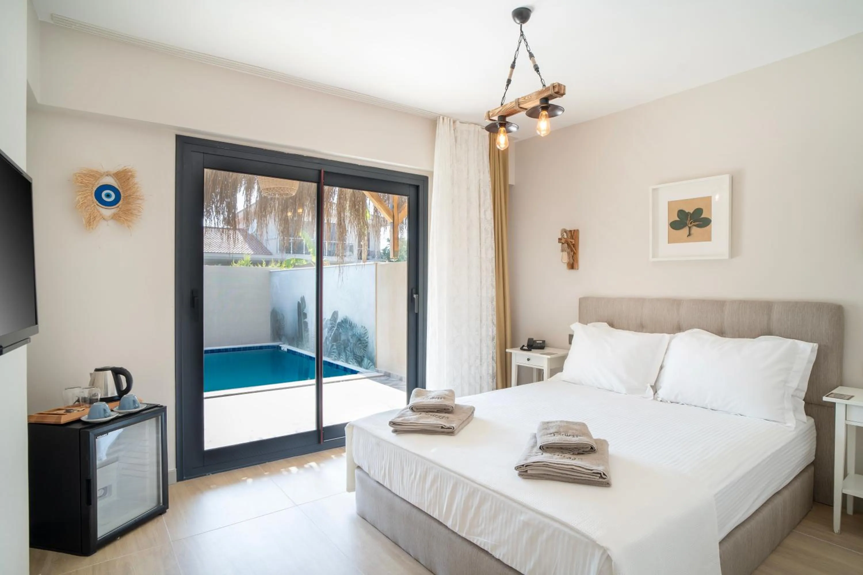 Photo of the whole room, Bed in Bellezza Hotel Alaçatı