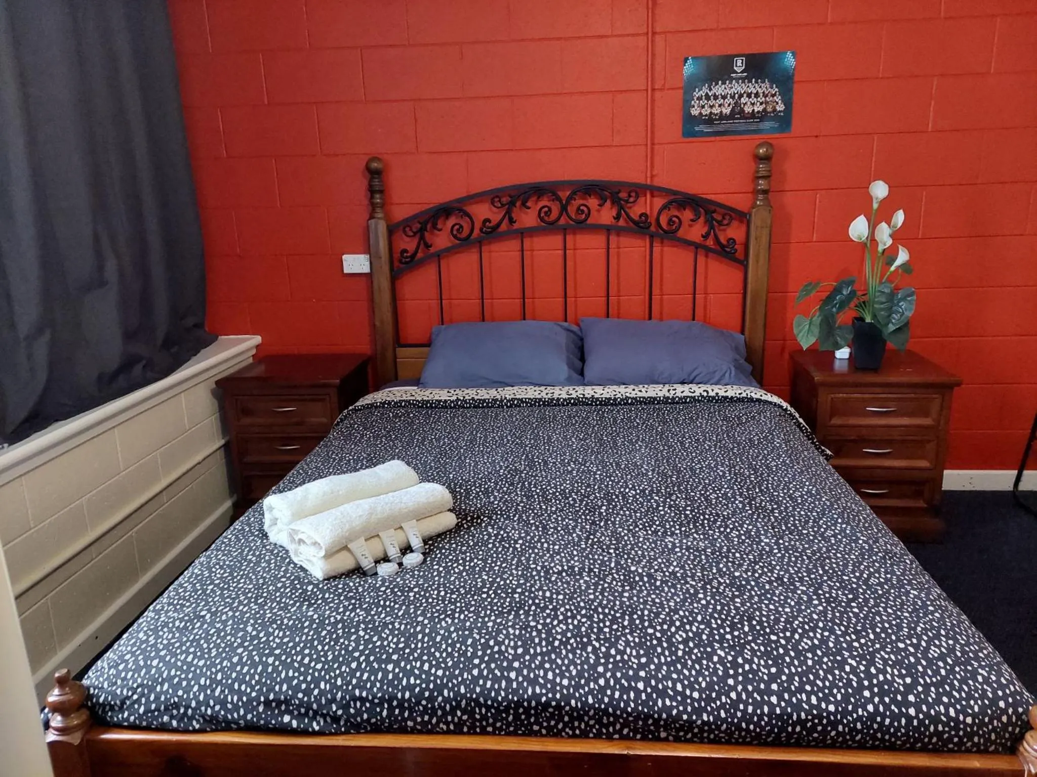Bed in Port Adelaide Backpackers