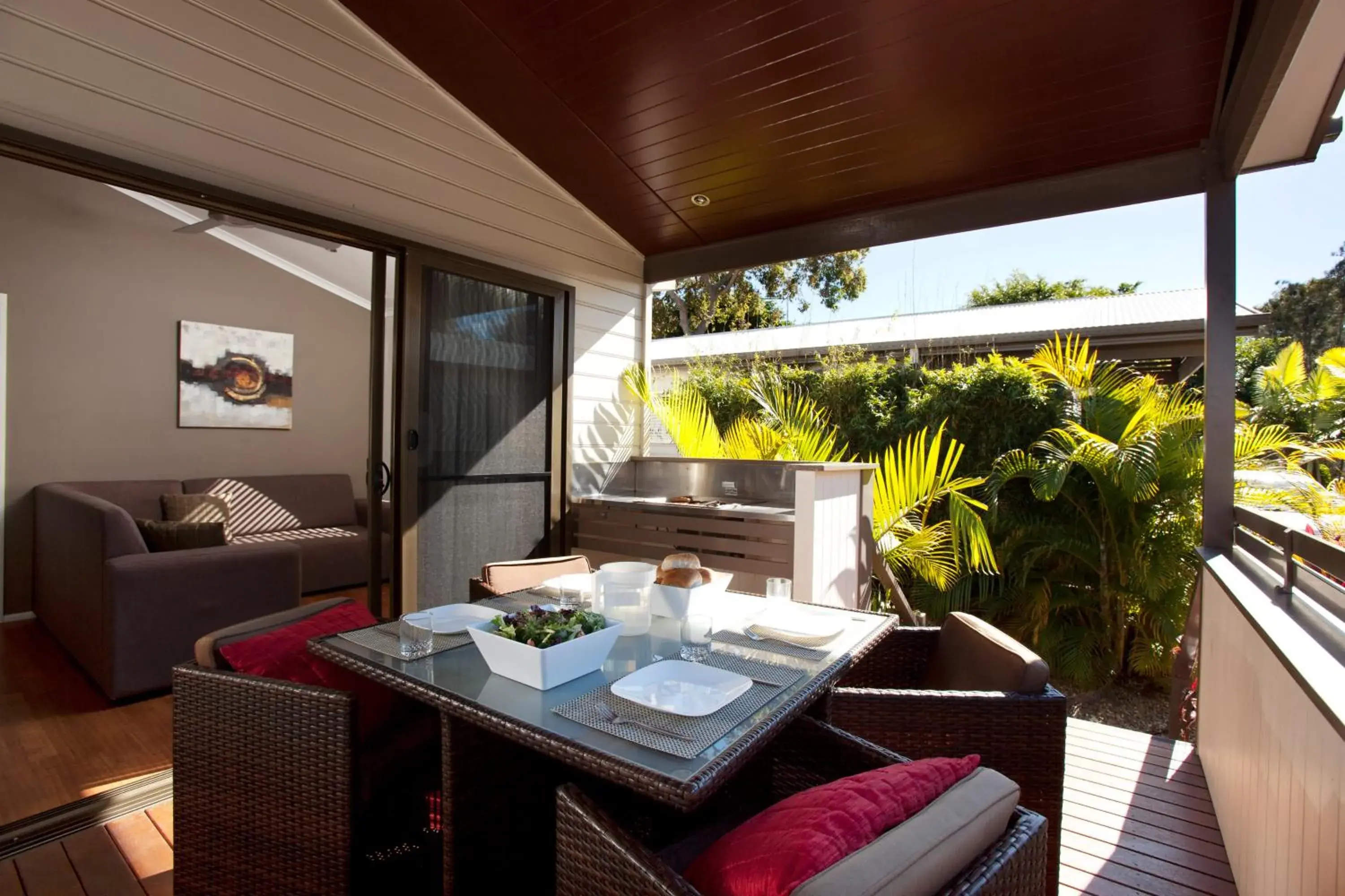 Pandanus Villa - 6 pax in NRMA Treasure Island Holiday Resort Pandanus Villa - 6 pax in NRMA Treasure Island Holiday Resort