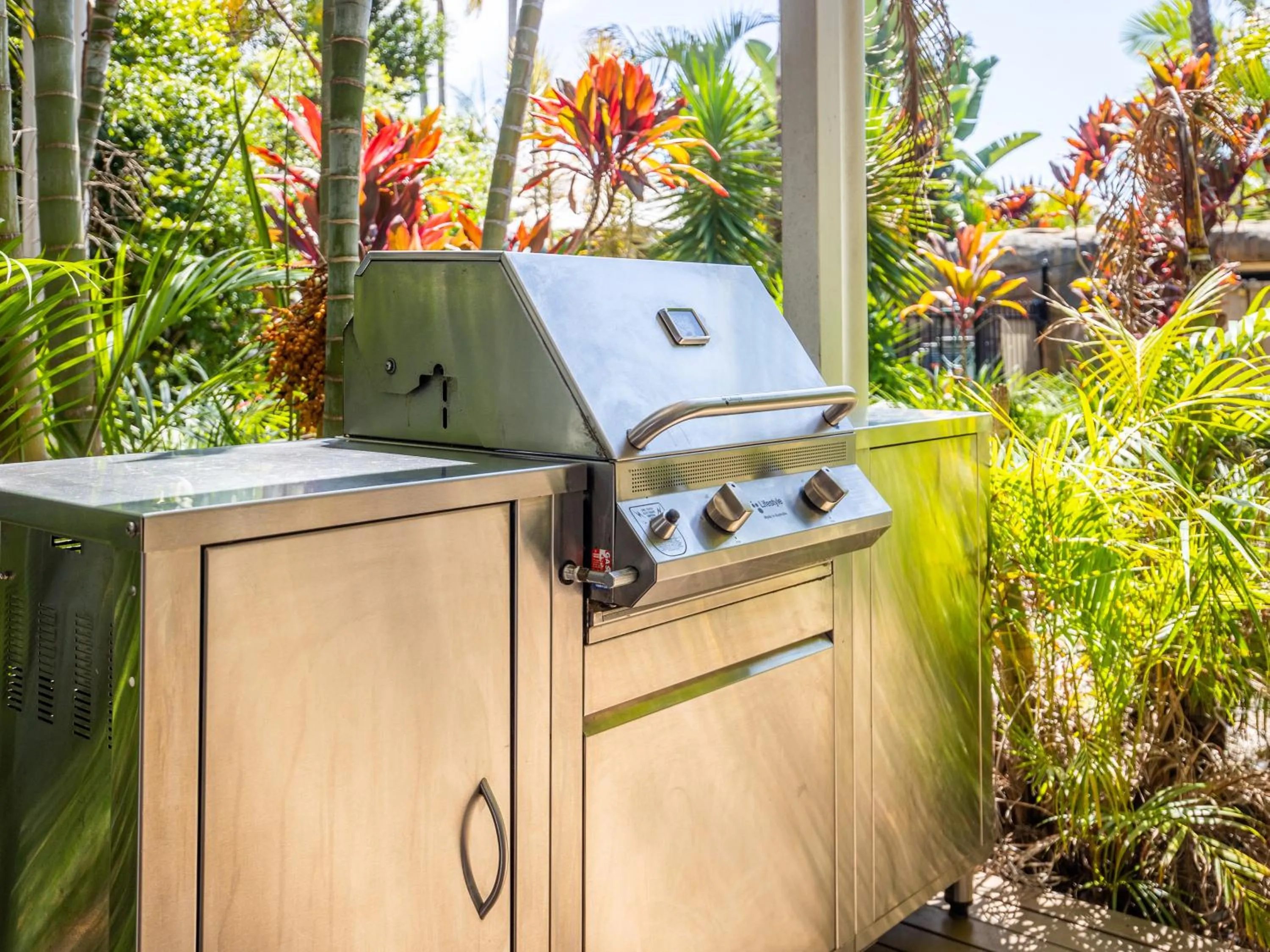 BBQ facilities in NRMA Treasure Island Holiday Resort