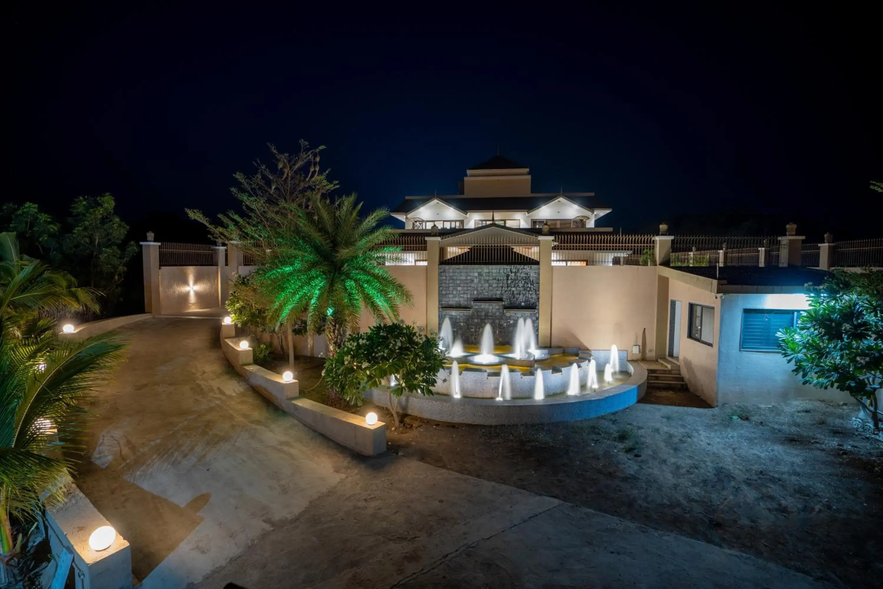 Villa with Private Pool in The Gaj Kesri Gir - Best Wildlife Resort in Gir Villa with Private Pool in The Gaj Kesri Gir - Best Wildlife Resort in Gir