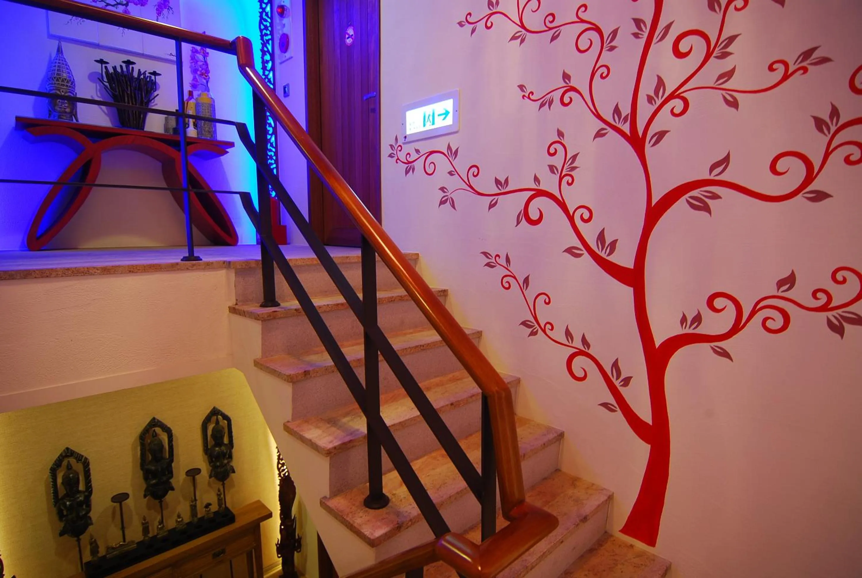 Decorative detail in A&L Inn 戀灣旅棧