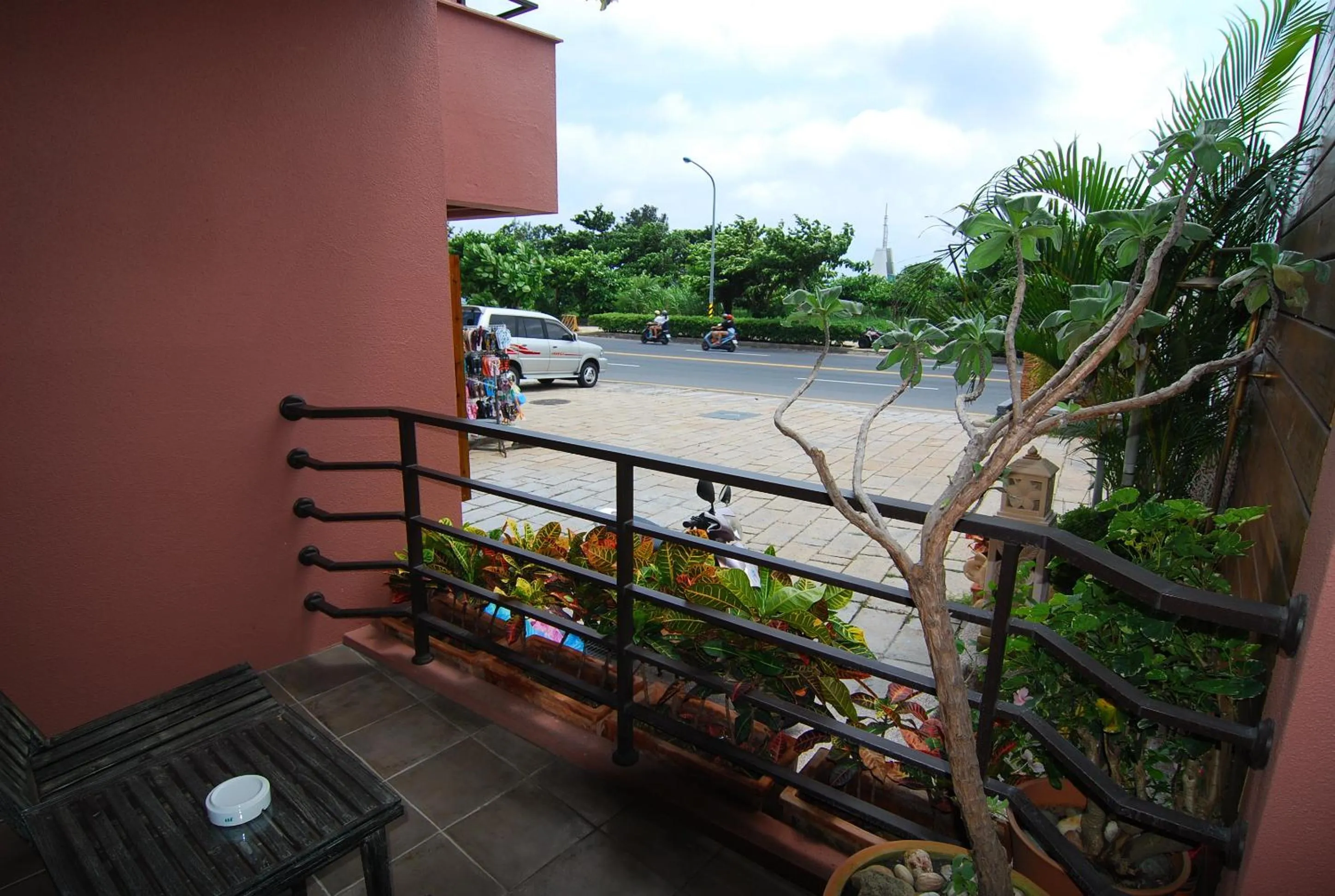 Balcony/Terrace in A&L Inn 戀灣旅棧