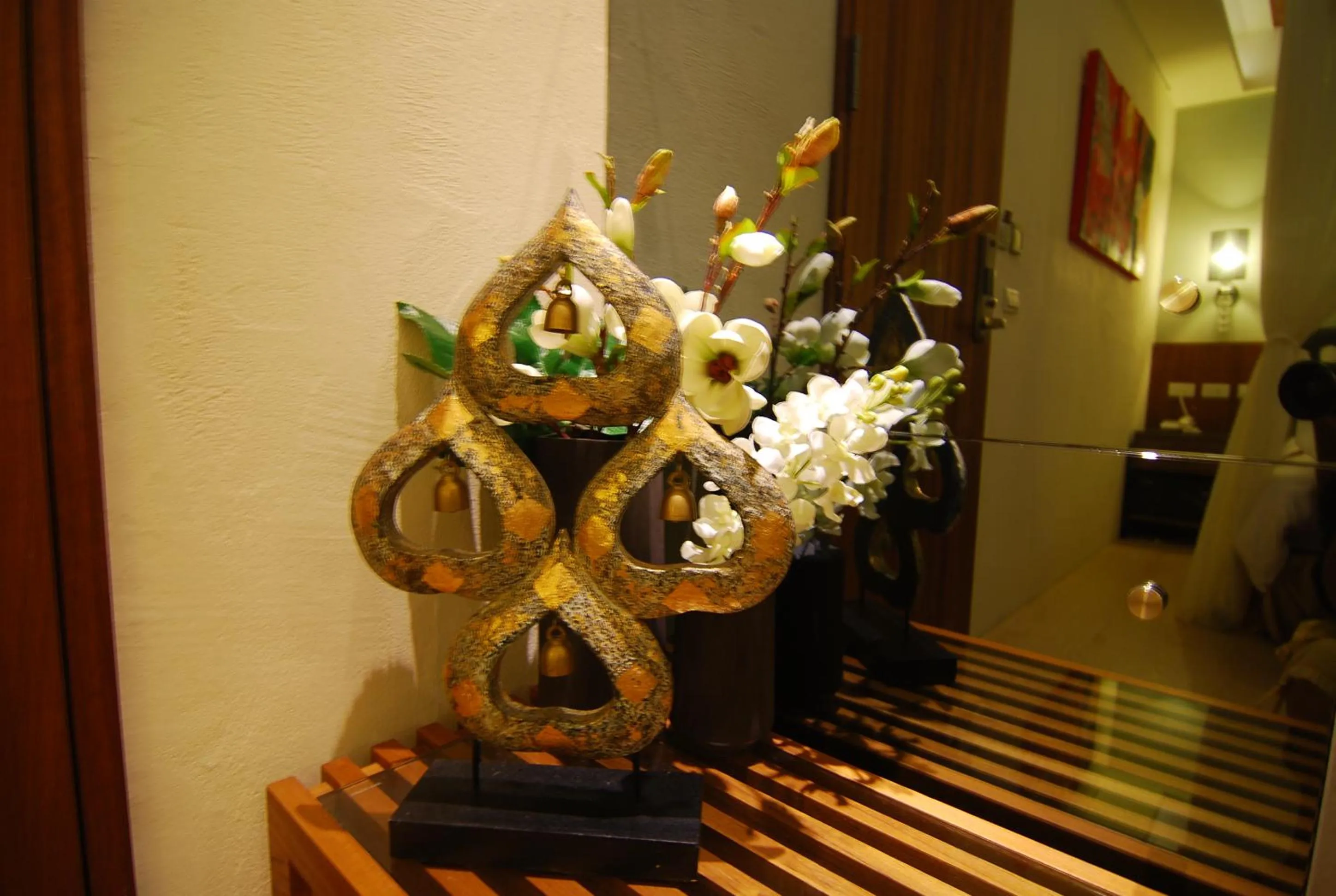 Decorative detail in A&L Inn 戀灣旅棧