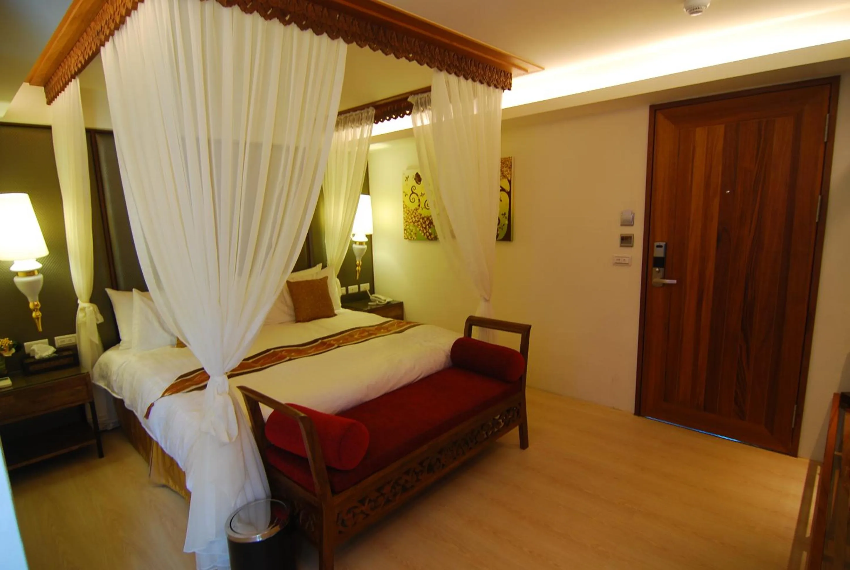 Photo of the whole room, Bed in A&L Inn 戀灣旅棧