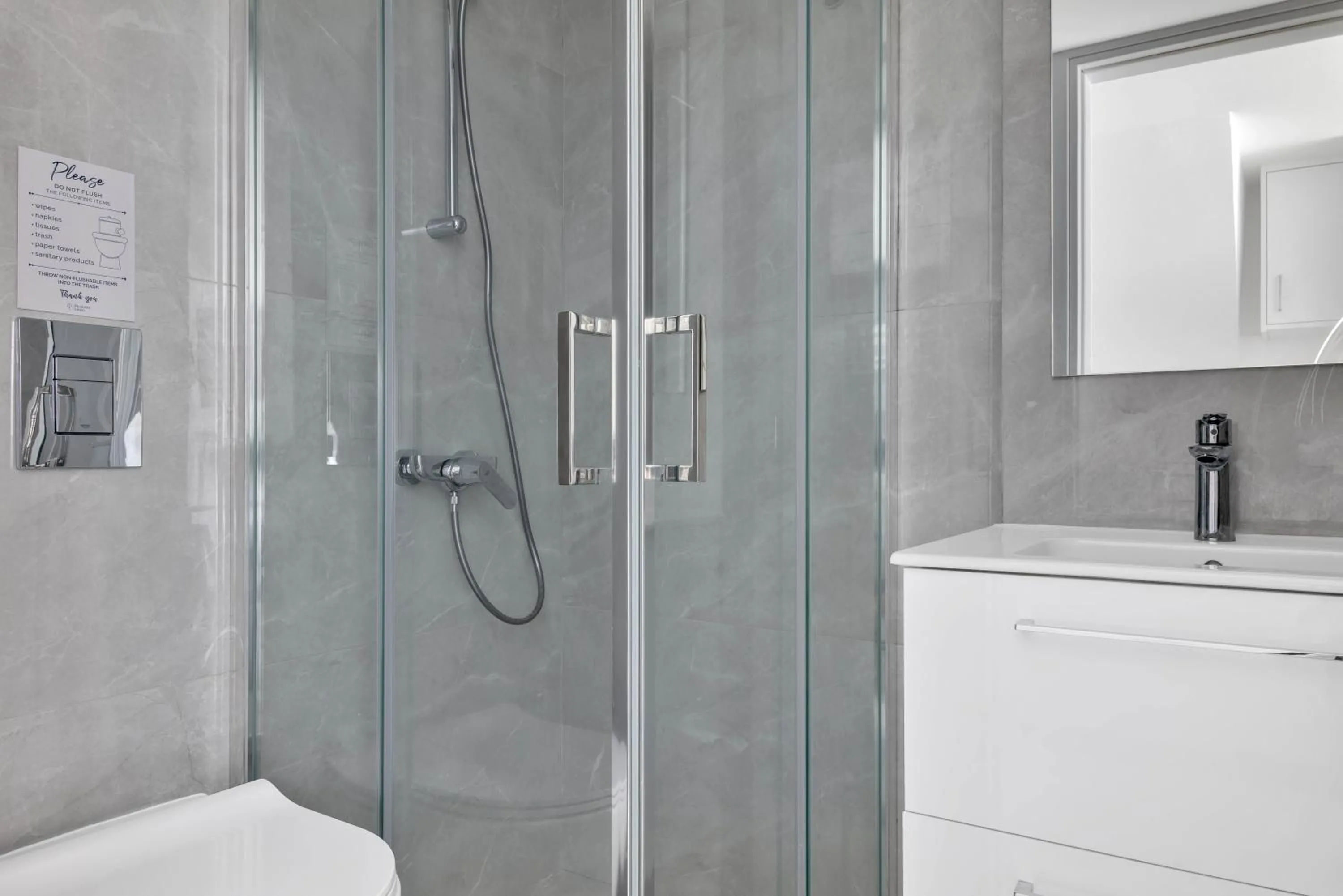 Shower in Phaedrus Living Alkminis Seaview Suites Pantai