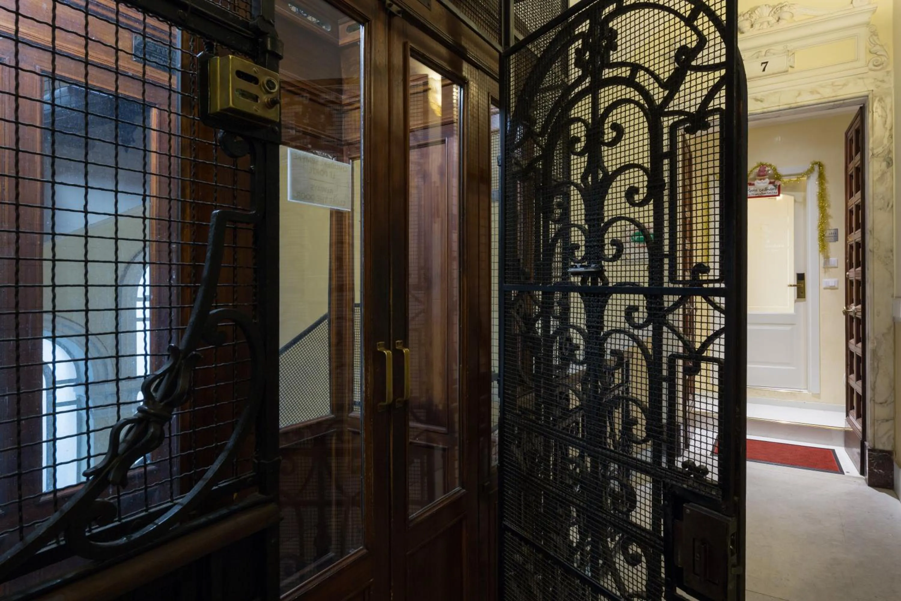 elevator in Home Grifondoro Affittacamere