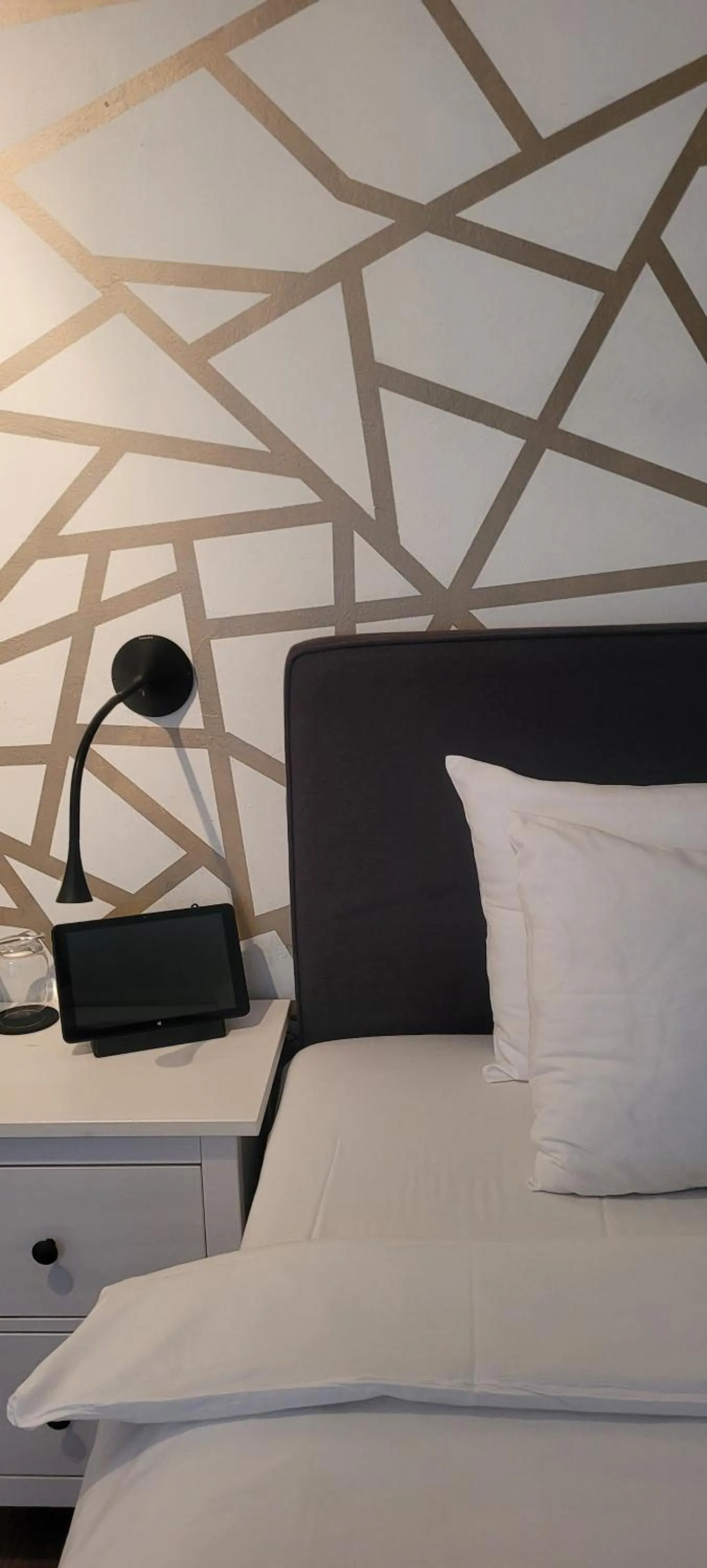 Bed in Kreuzblume Hotel & Weinstube