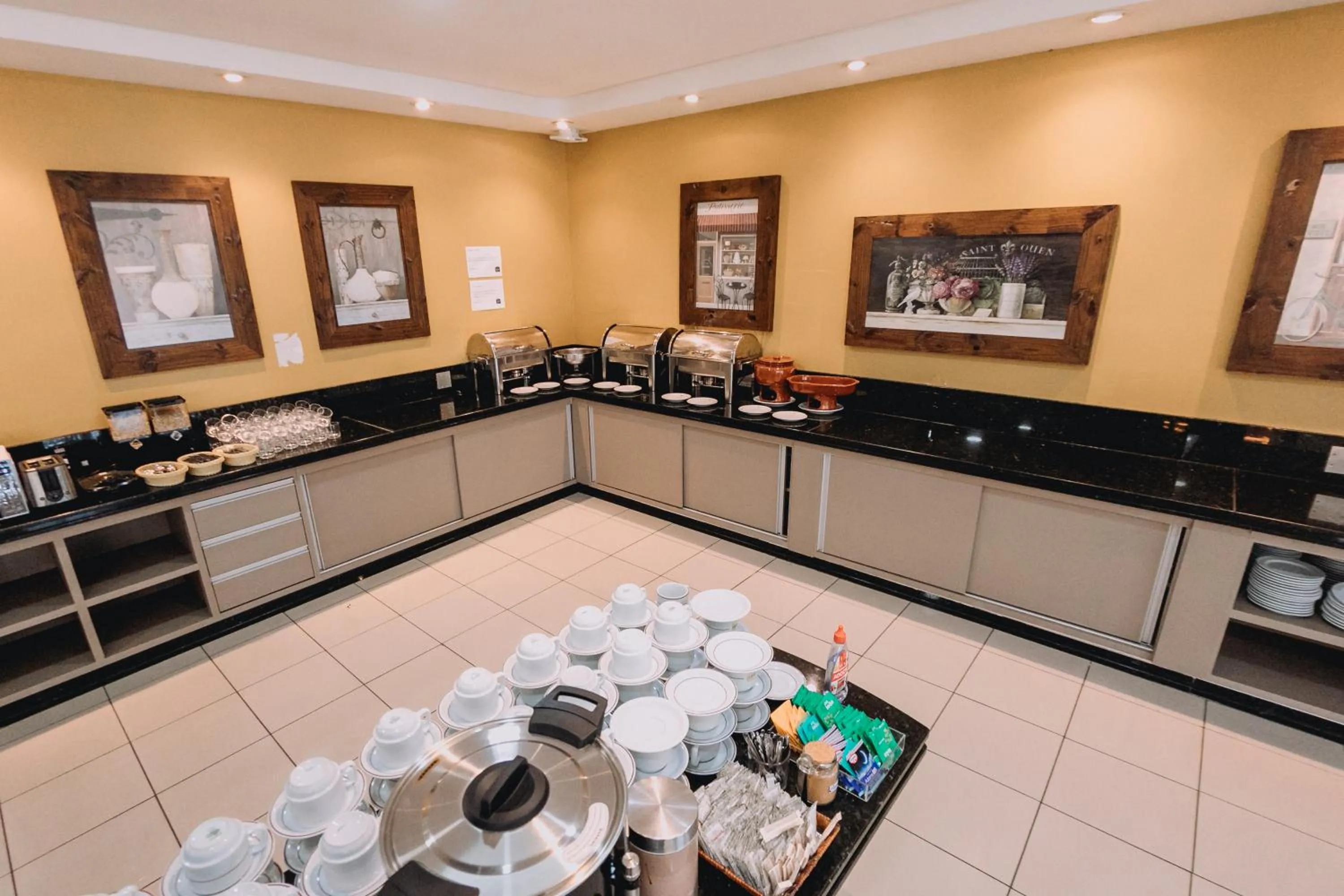 Restaurant/places to eat in Itatiba Orion Hotel