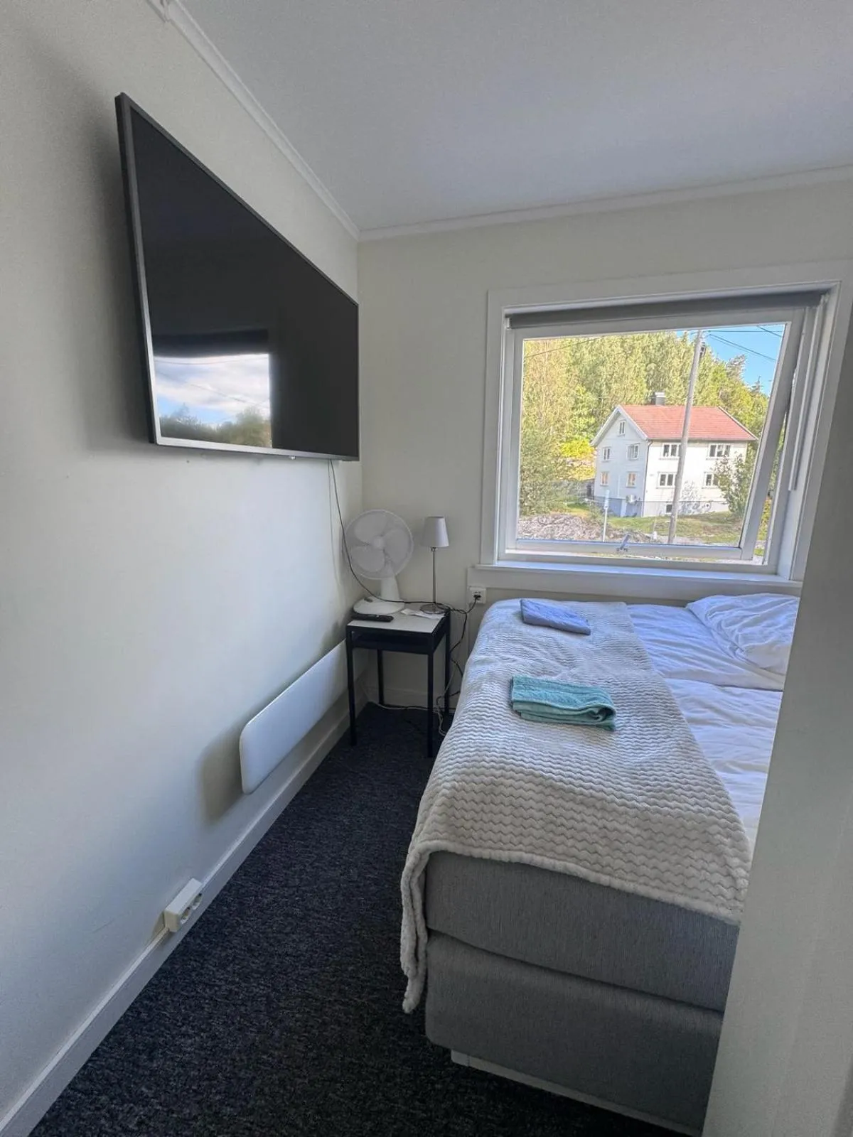 Bed in Smart Motell
