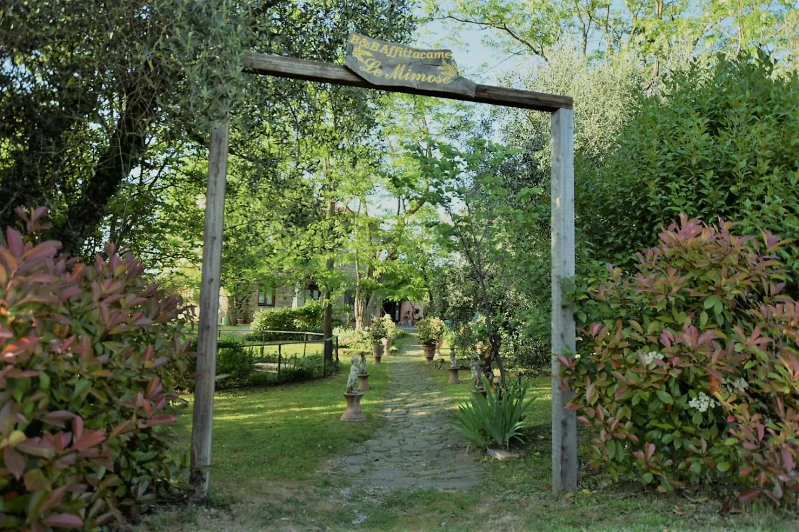 Garden in Le Mimose B&B