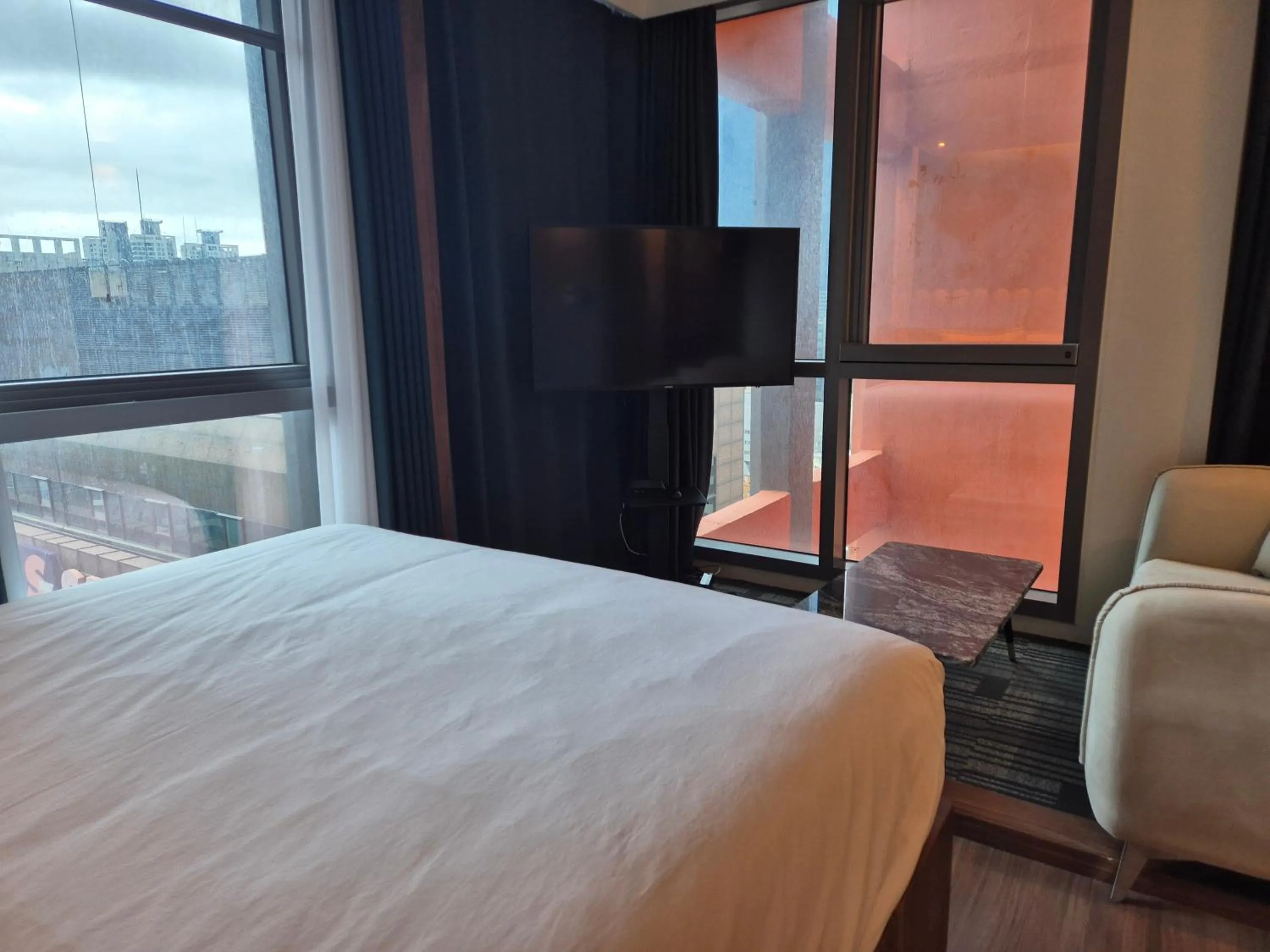 Bedroom, Bed in The solid residence - Elbon the stay by haeundae