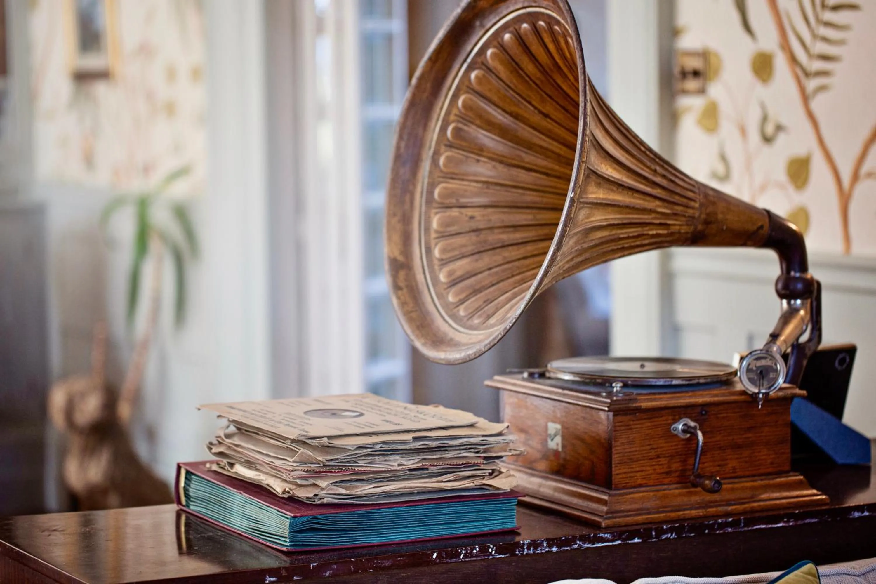 Lounge or bar in Burleigh Court Hotel