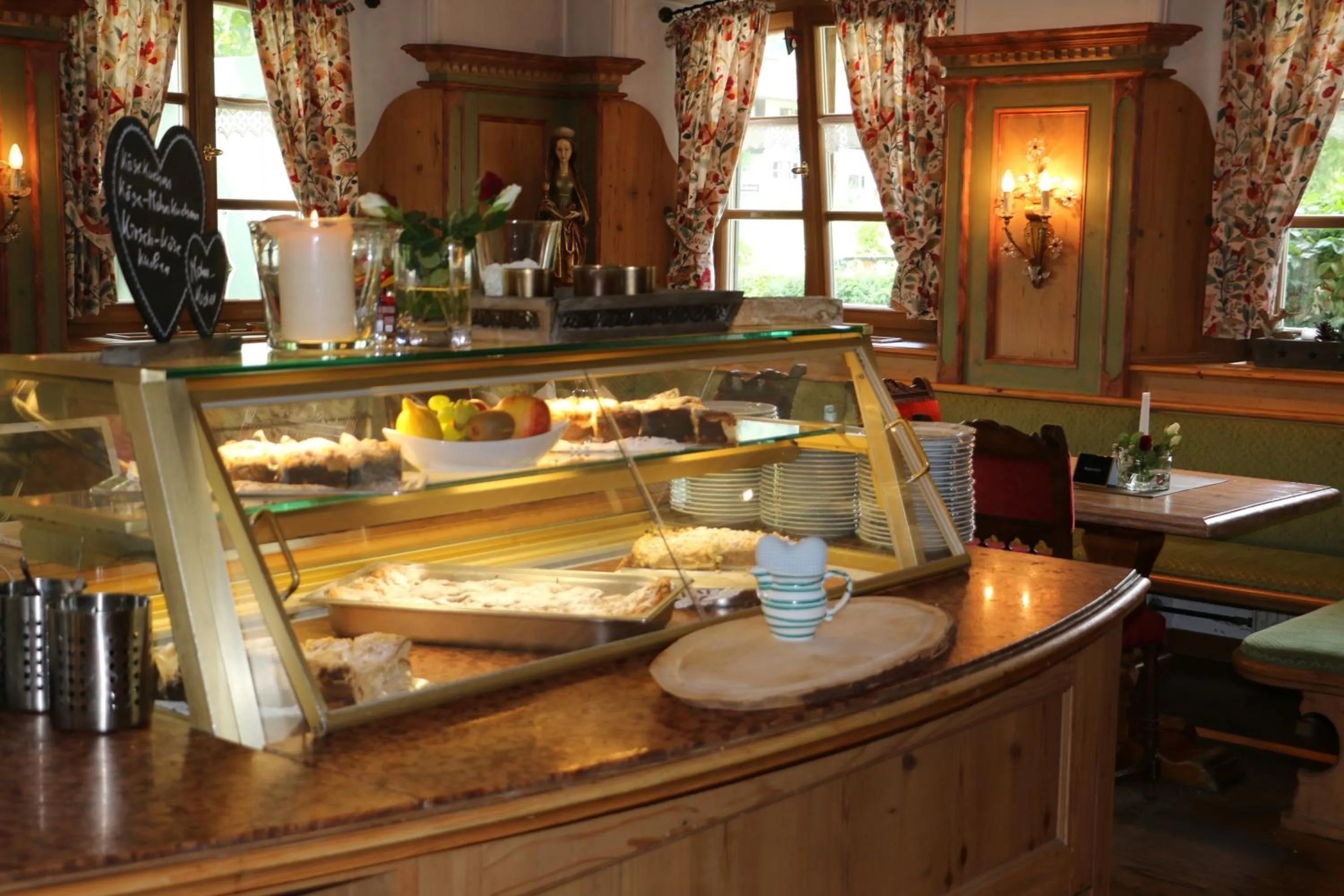 Restaurant/places to eat in DEVA Villa Mittermaier