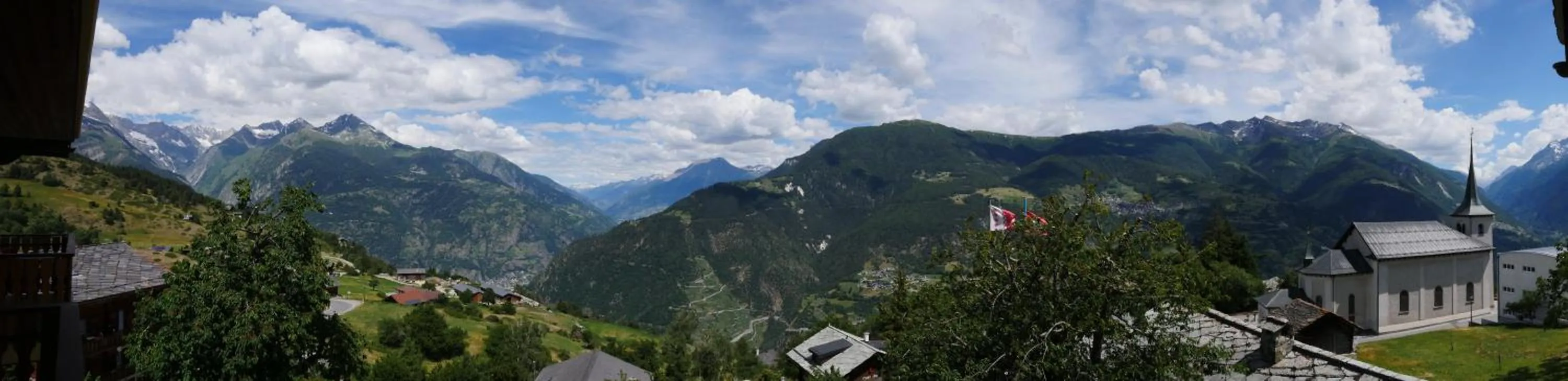 Garden view in Hotel Alpenblick