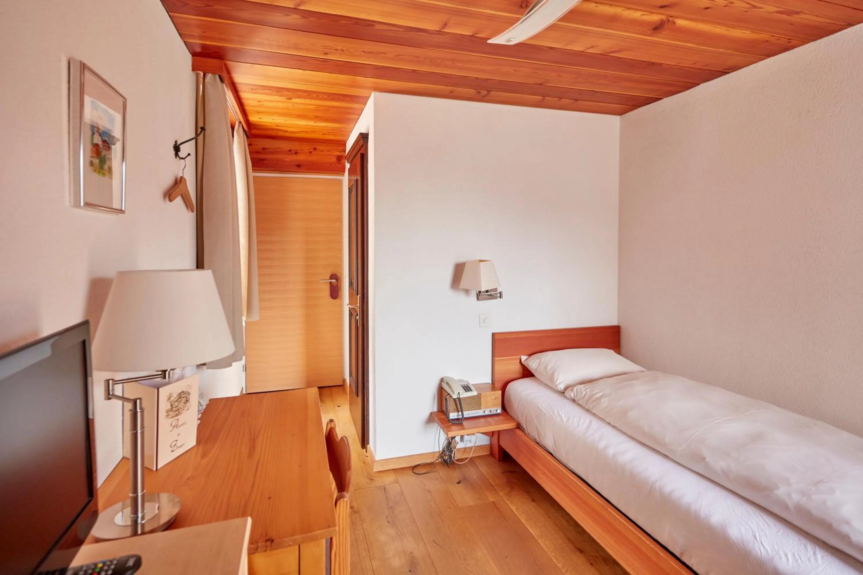 Photo of the whole room, Bed in Hotel Alpenblick