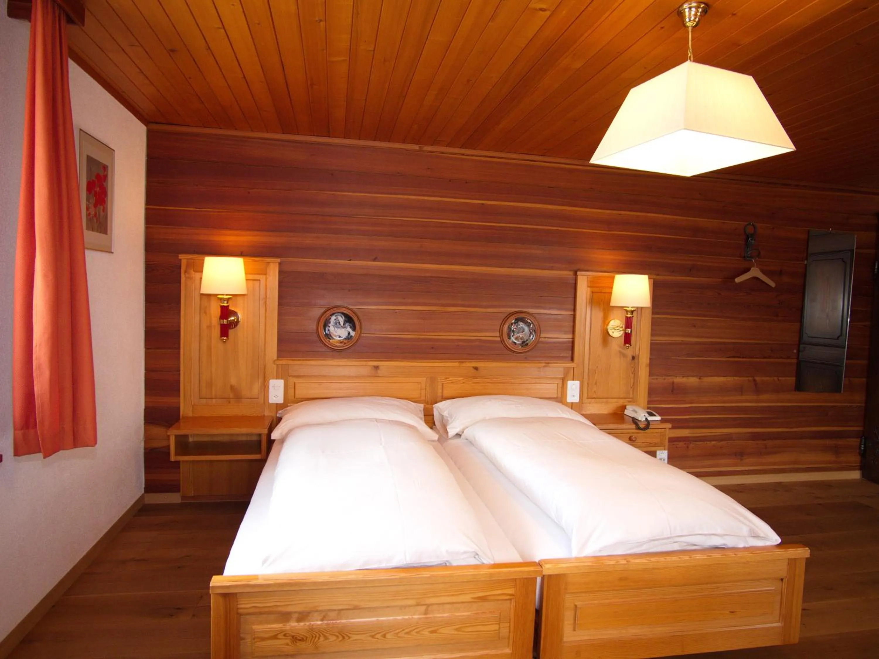 Bed in Hotel Alpenblick