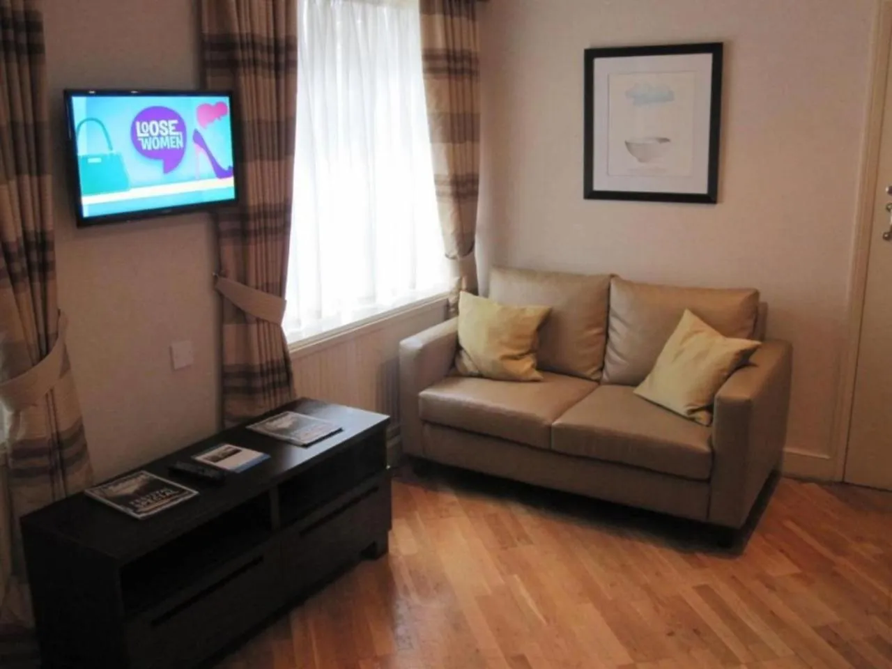 Seating area in Mabledon Court Hotel