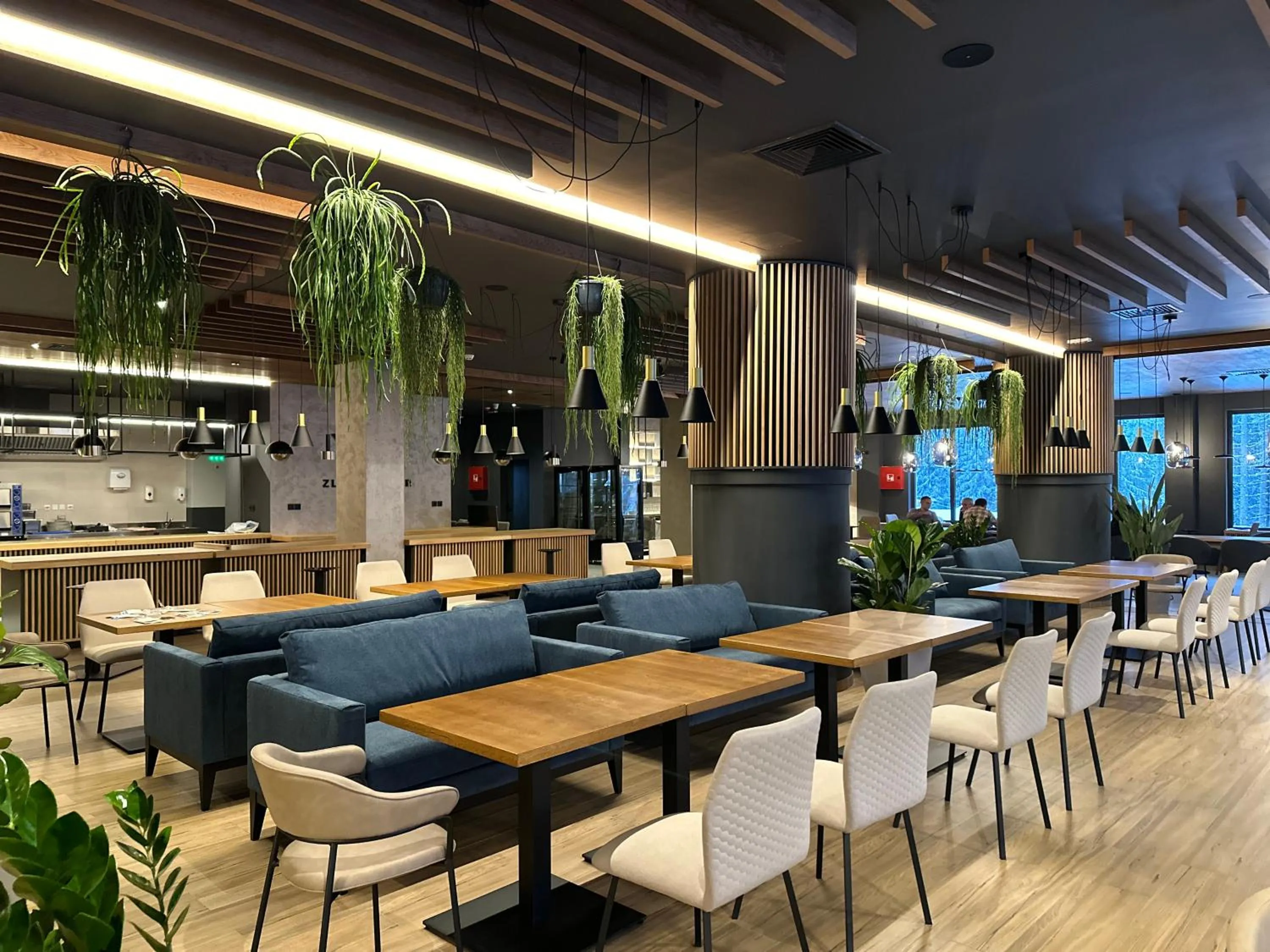 Restaurant/places to eat in Aparthotel Zlatni Javor