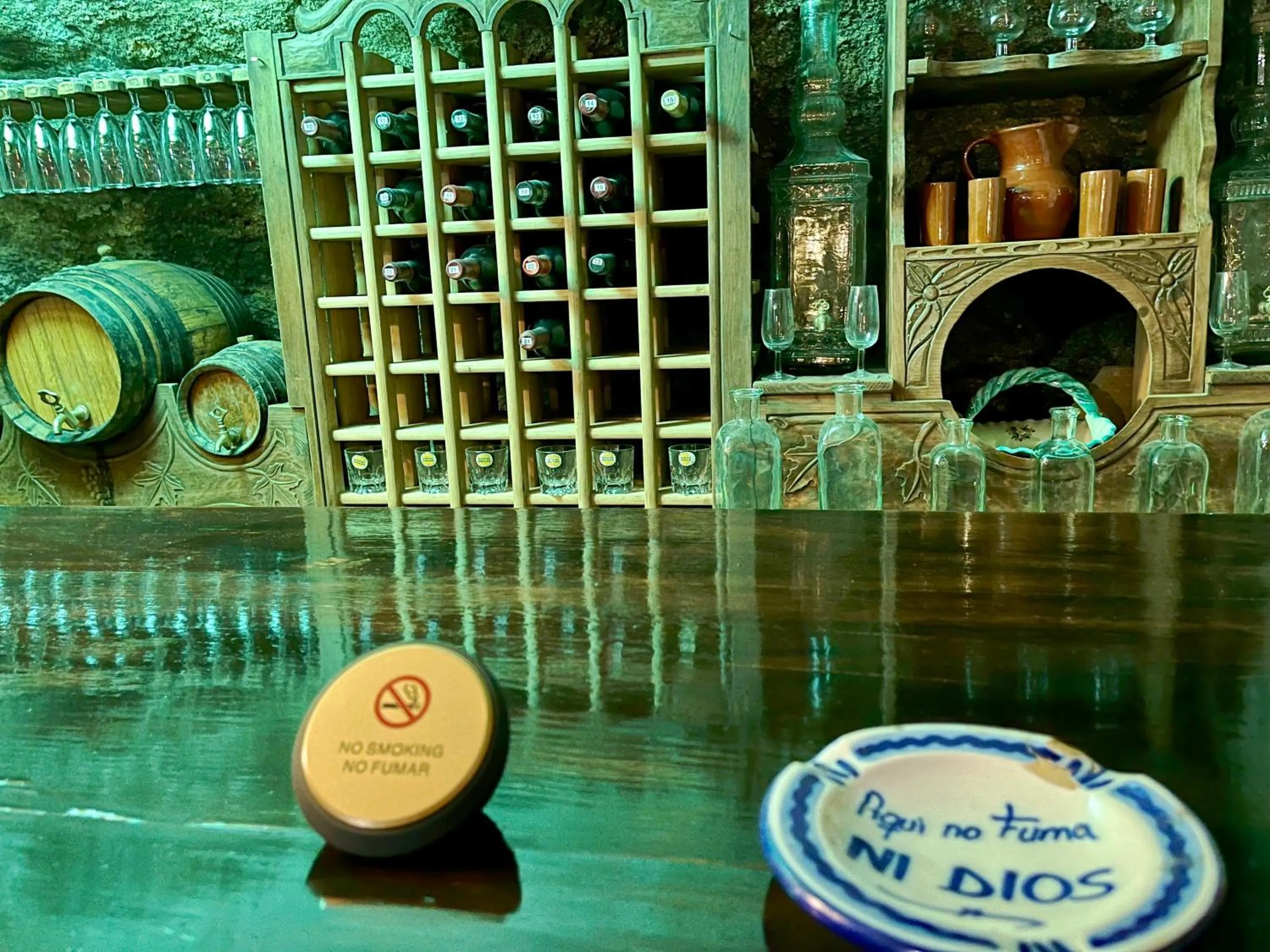 Nightclub / DJ in Casón De Los López Apartments