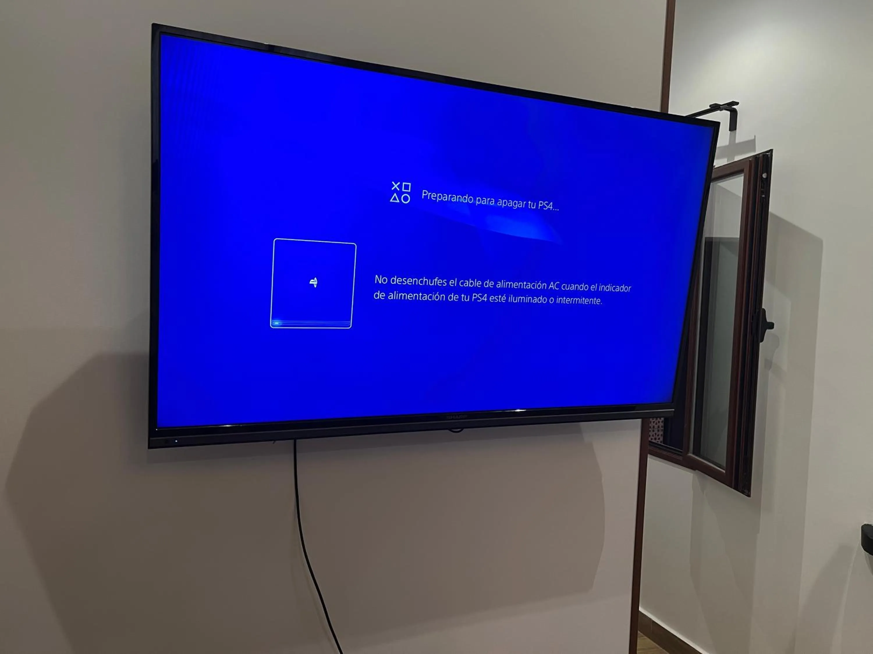 TV and multimedia in Casón De Los López Apartments