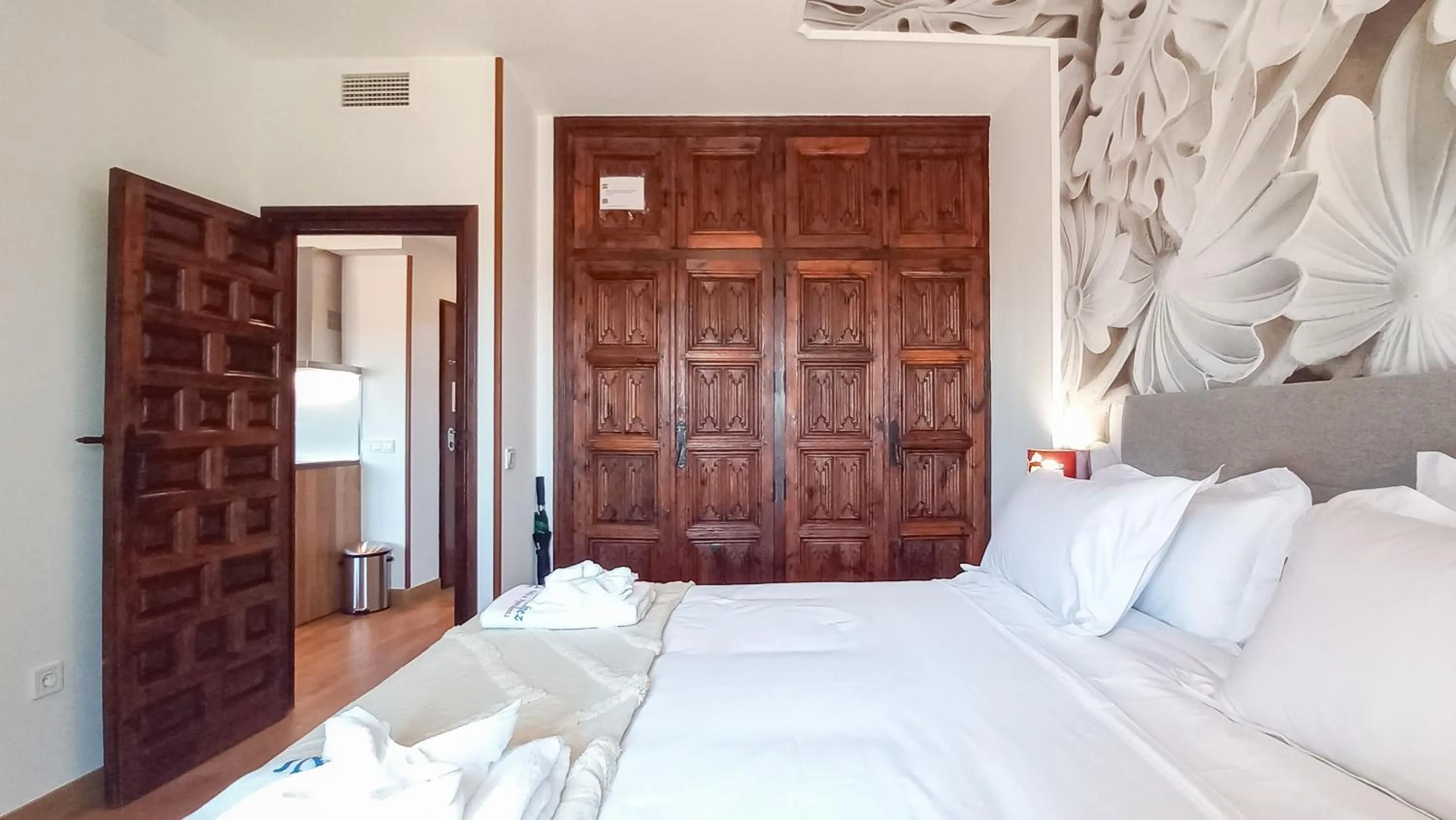 Bed in Casón De Los López Apartments