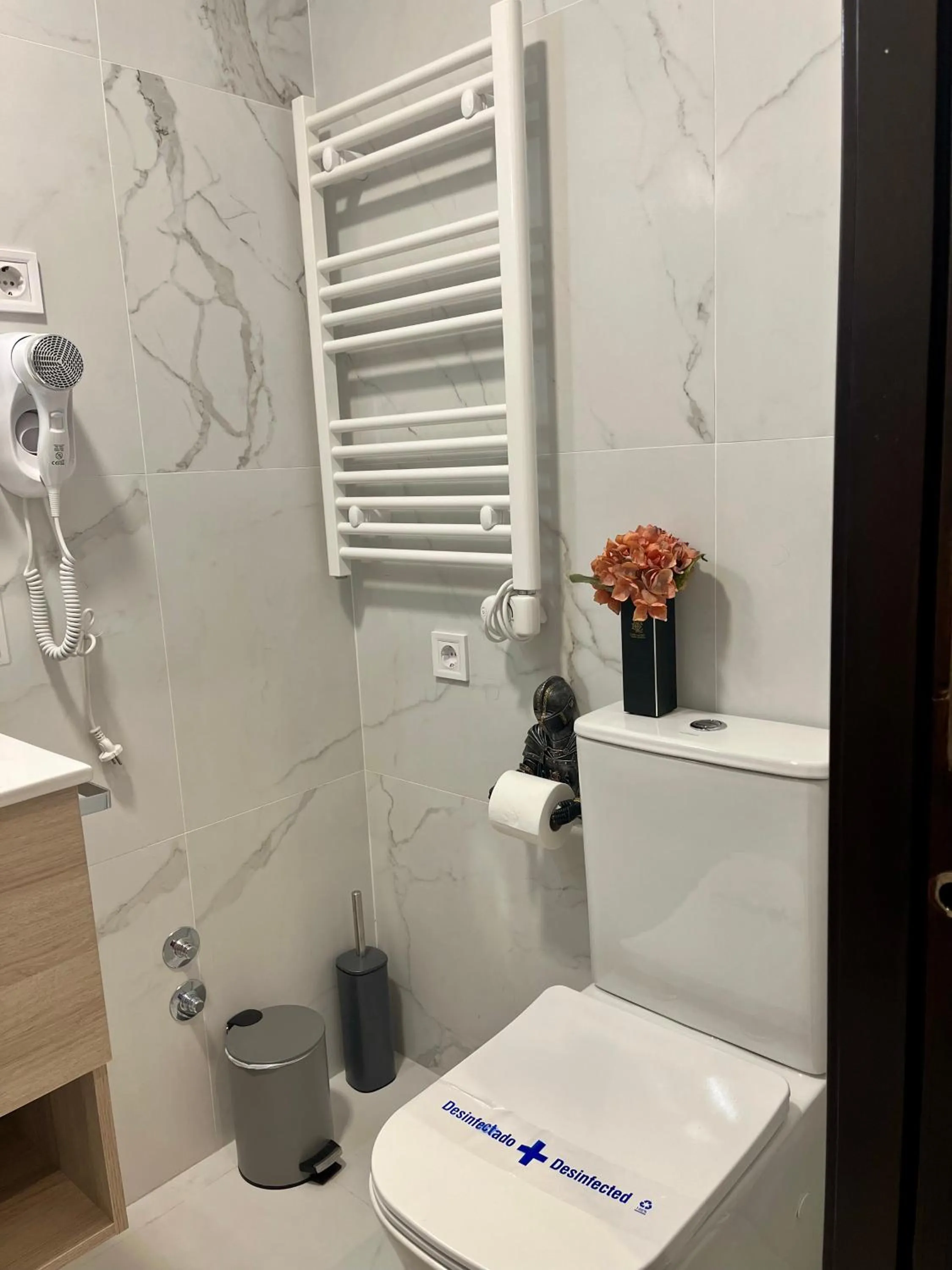 Bathroom in Casón De Los López Apartments