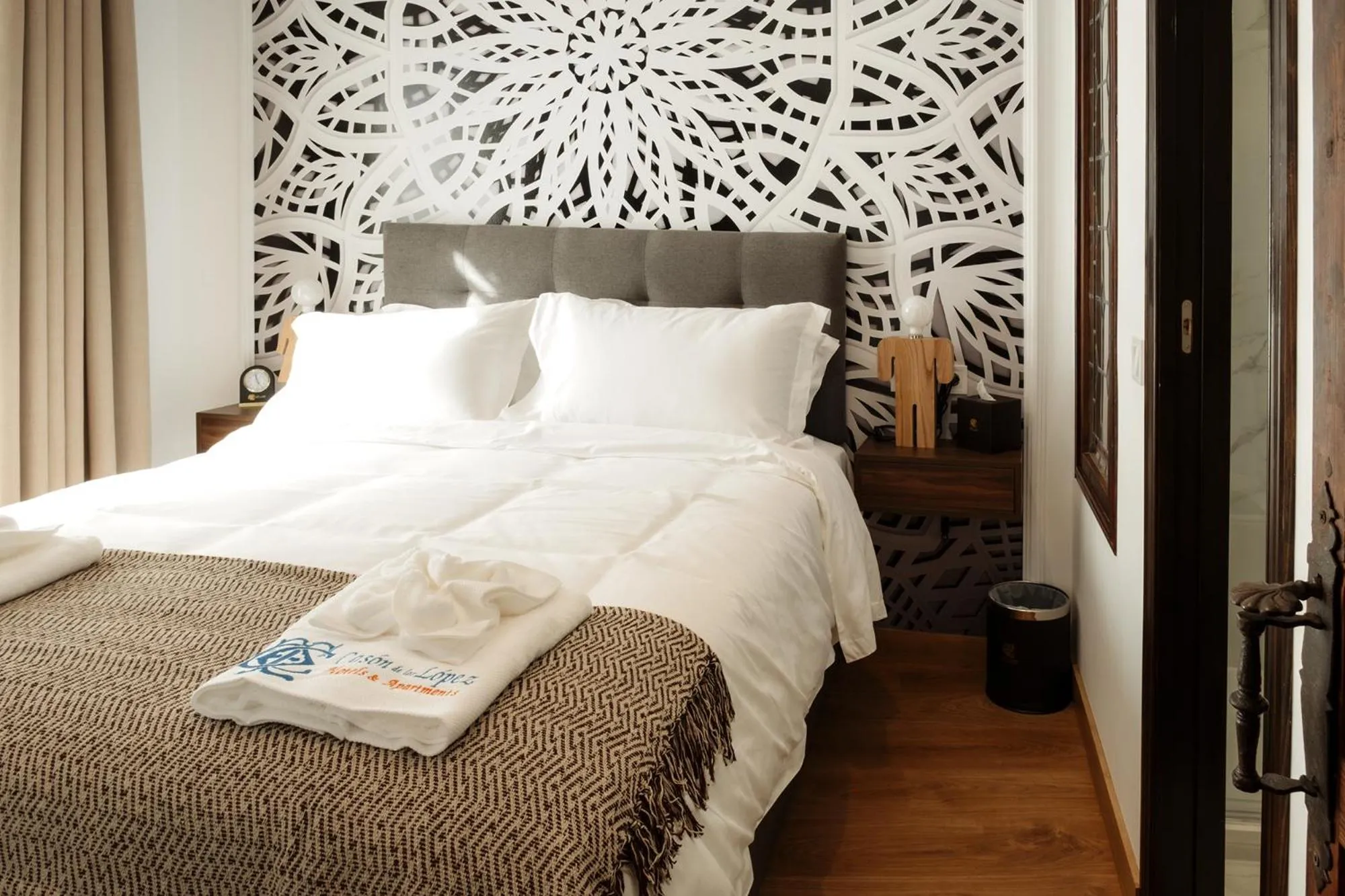 Bed in Casón De Los López Apartments