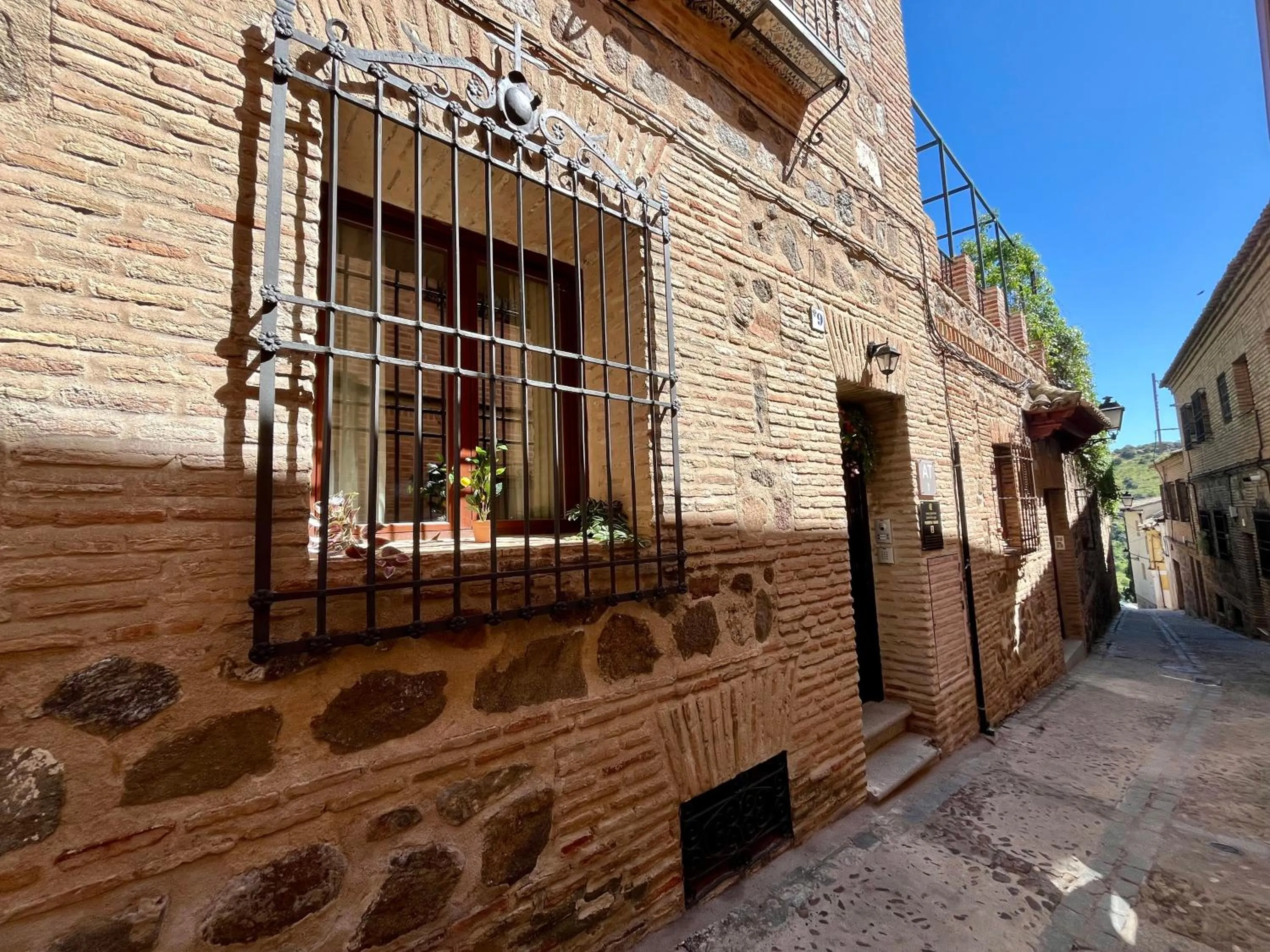Property building in Casón De Los López Apartments