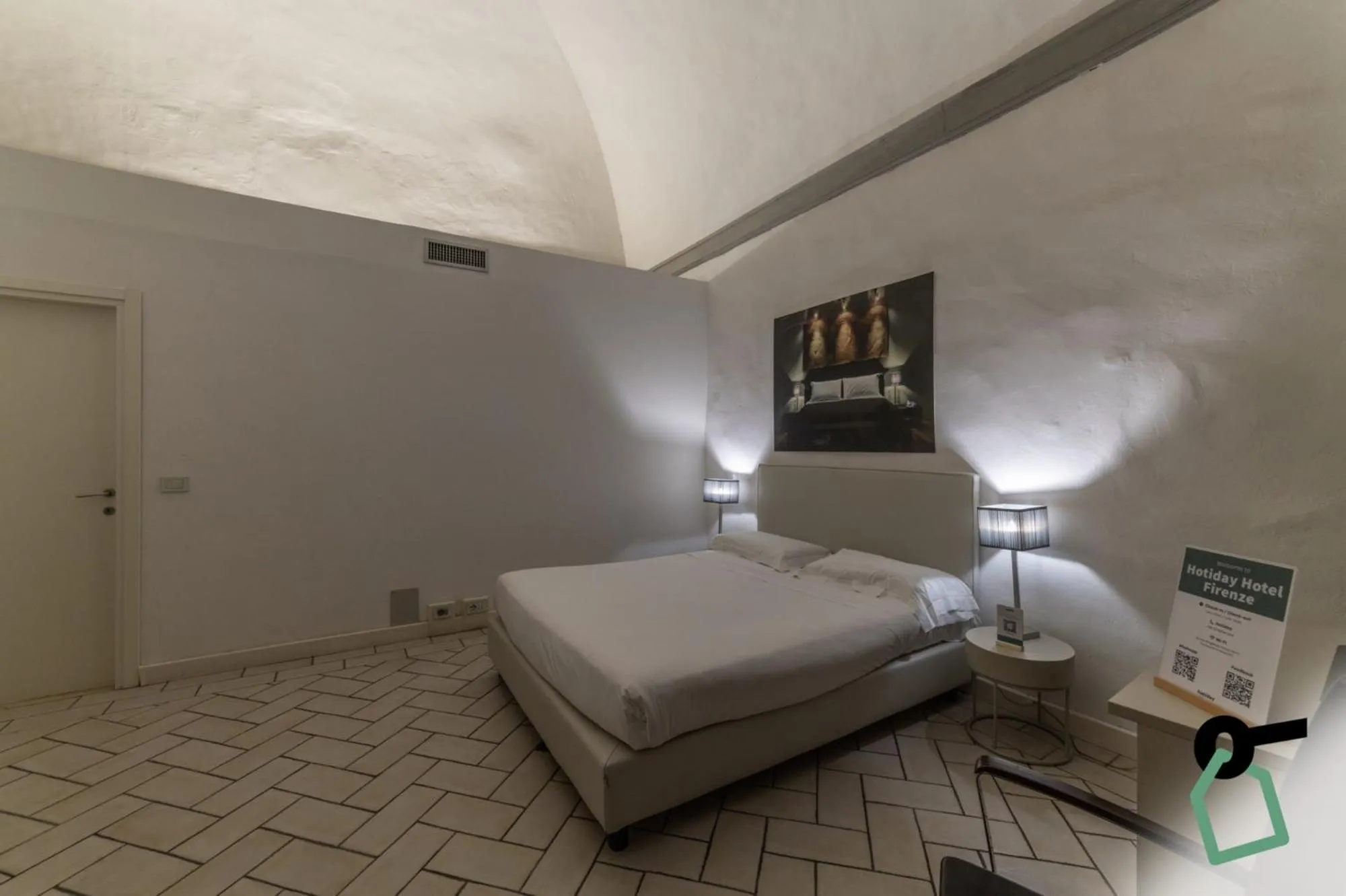 Bedroom, Bed in Hotiday Room Collection - Firenze Ghibellina