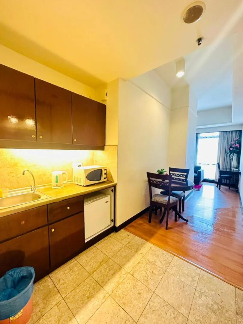 Kitchen or kitchenette in KL COZY GOLD SUITE At TIMES SQUARE