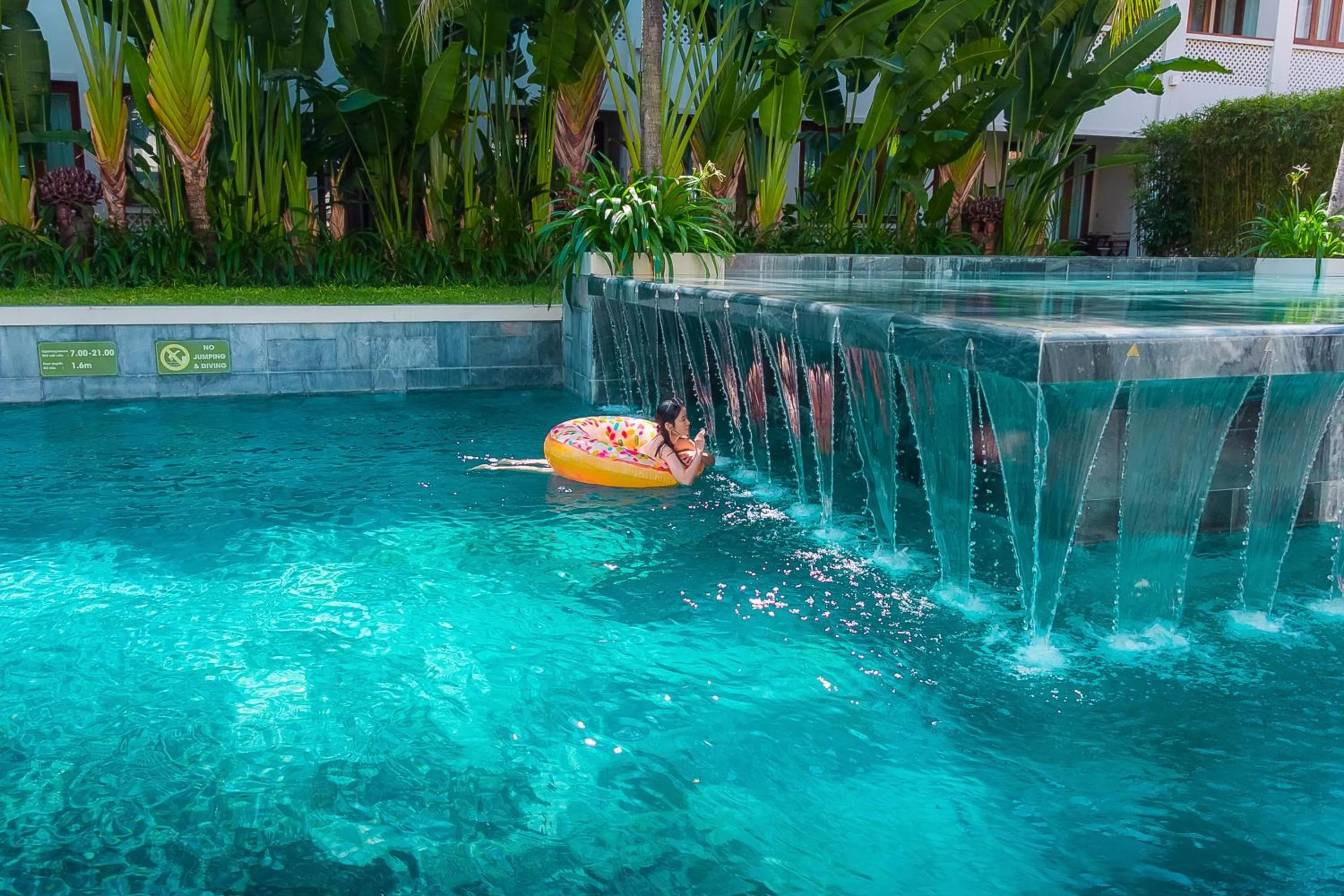 Swimming pool in Almanity Hoi An Resort & Spa