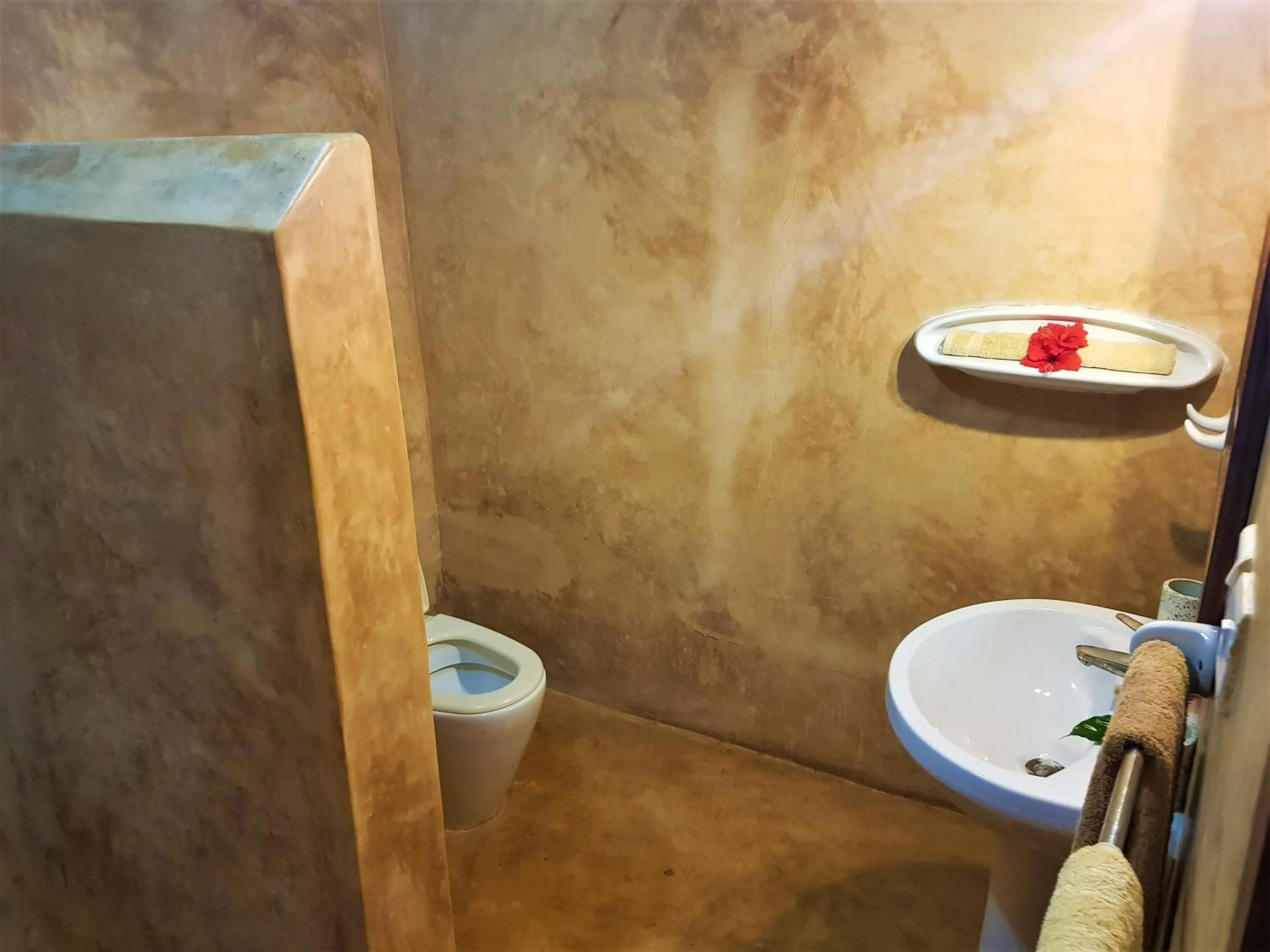 Bathroom in Zoi Retreat Hotel Zanzibar