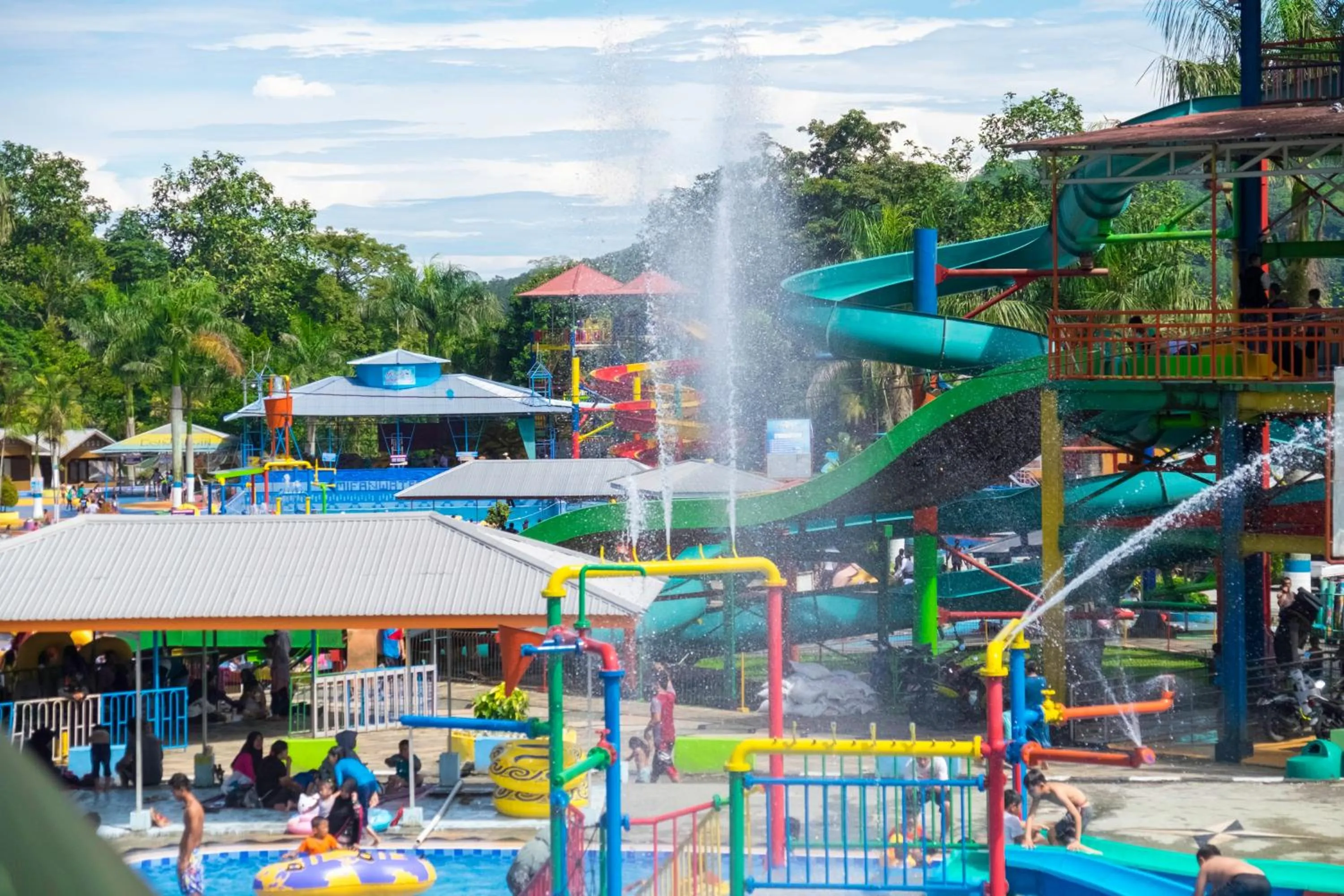 Aqua park in Mifan Resort And Waterpark