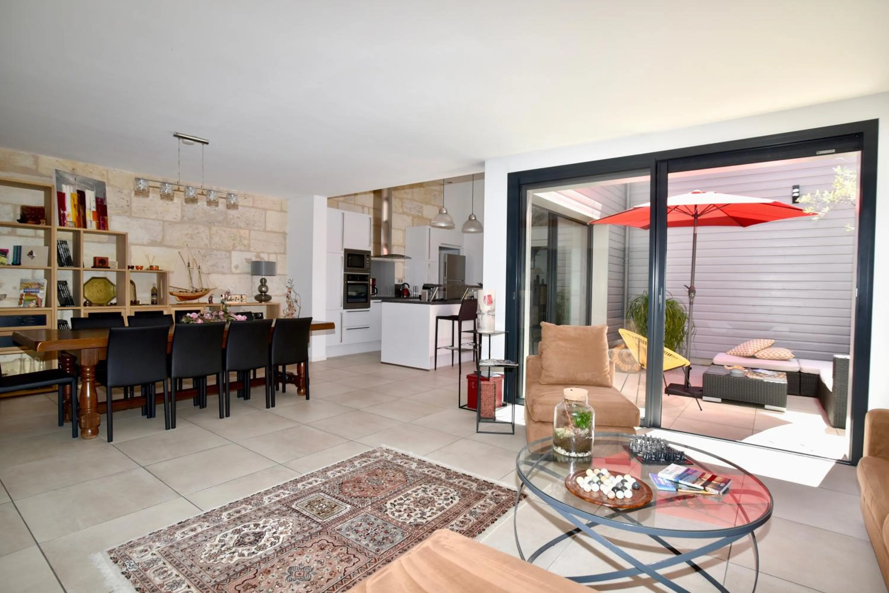 Patio in Chambres à Bord'O