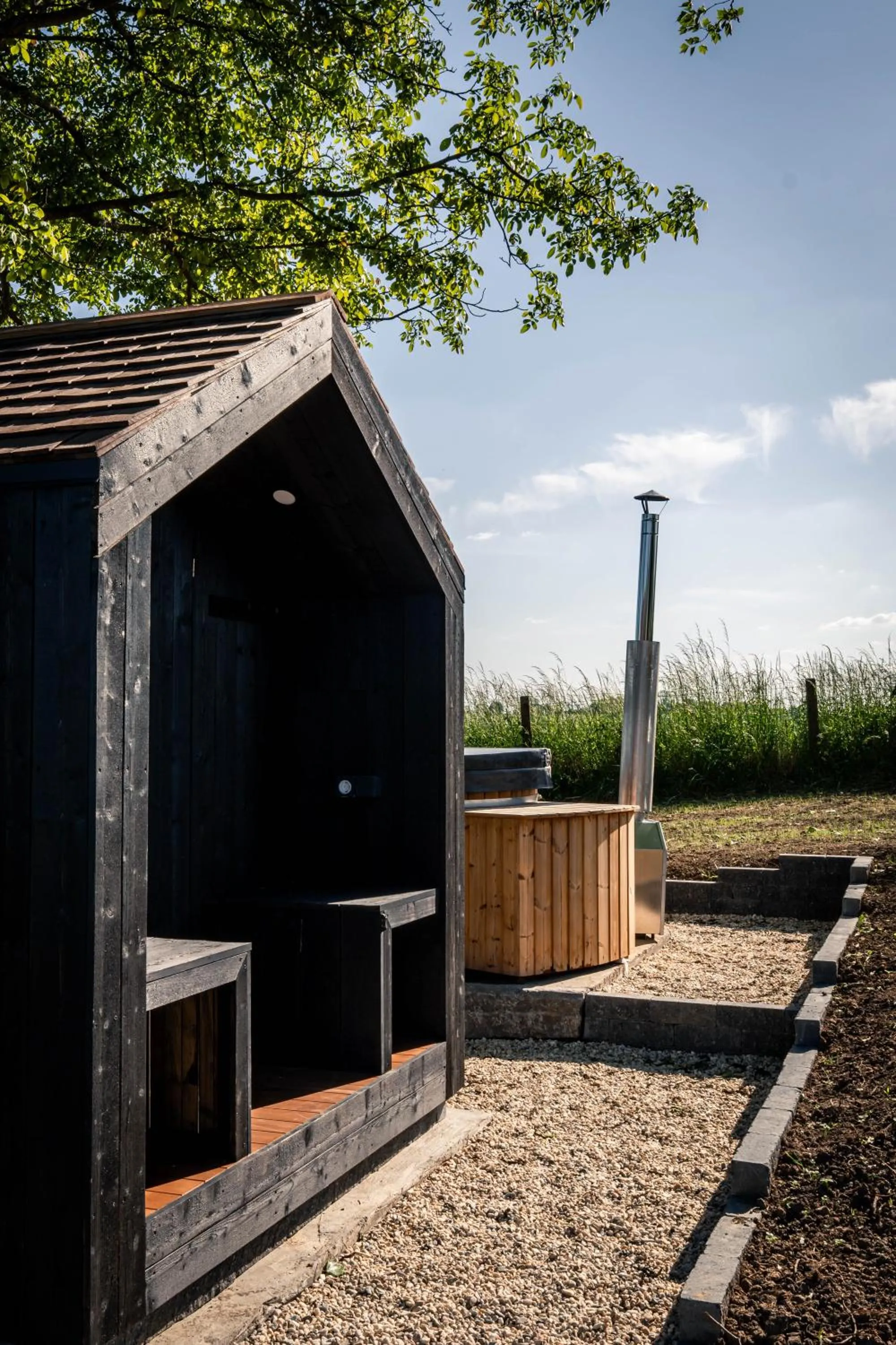 Hot Tub in Vakantiewoningen Hoeve Carpe Diem - Dalhem - Aubel - Voeren