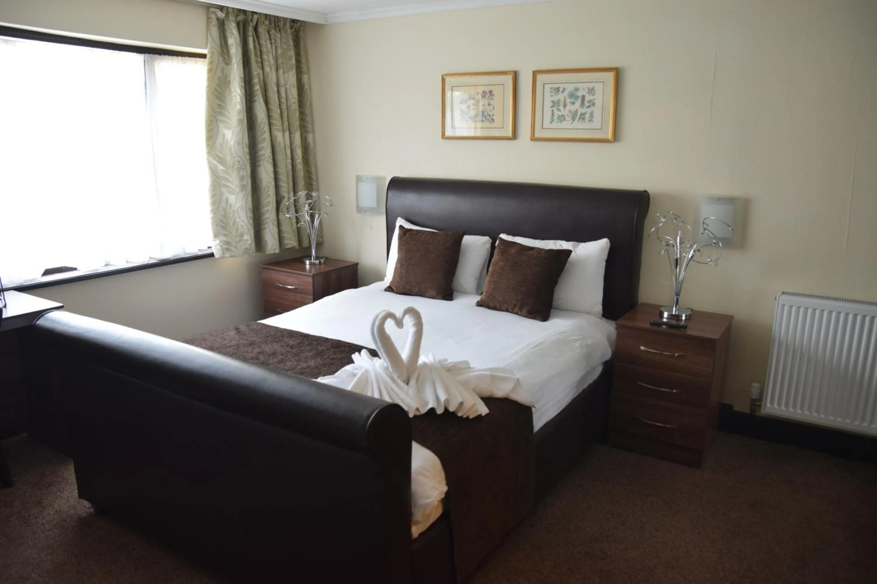 Bed in Europa Gatwick Hotel & Spa