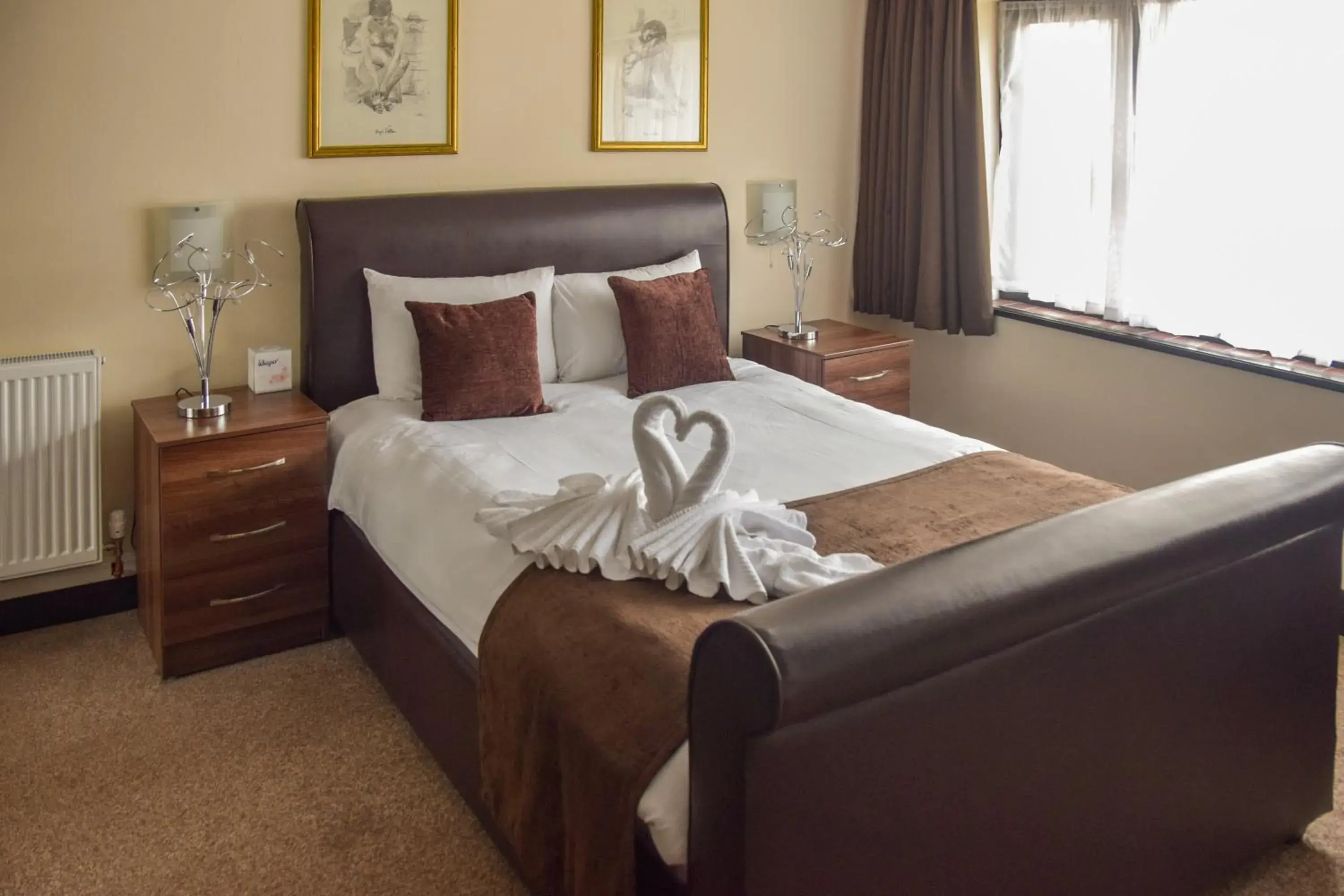 Bed in Europa Gatwick Hotel Bed in Europa Gatwick Hotel