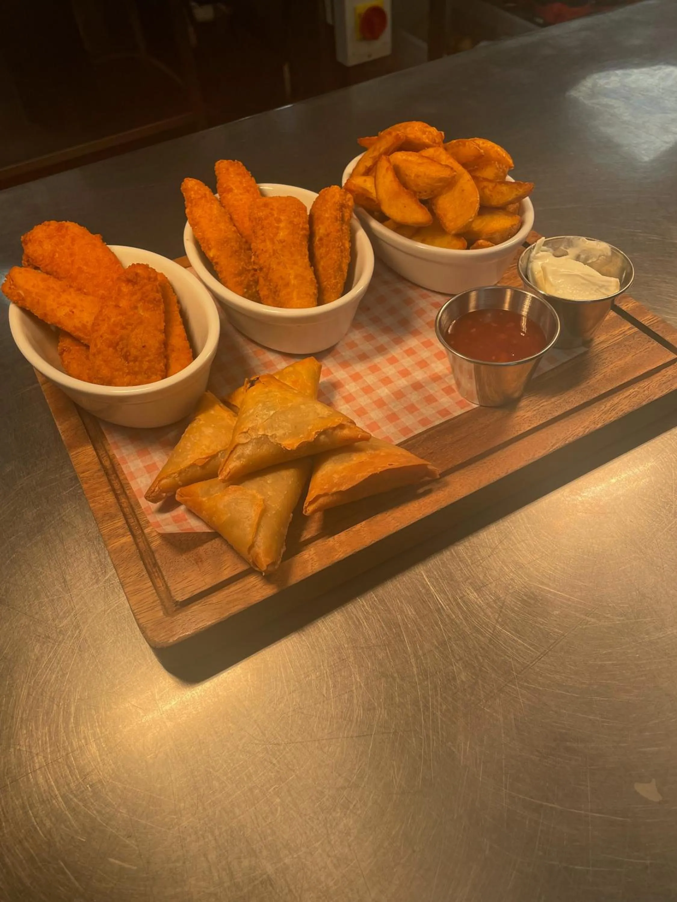 Food and drinks in Europa Gatwick Hotel & Spa