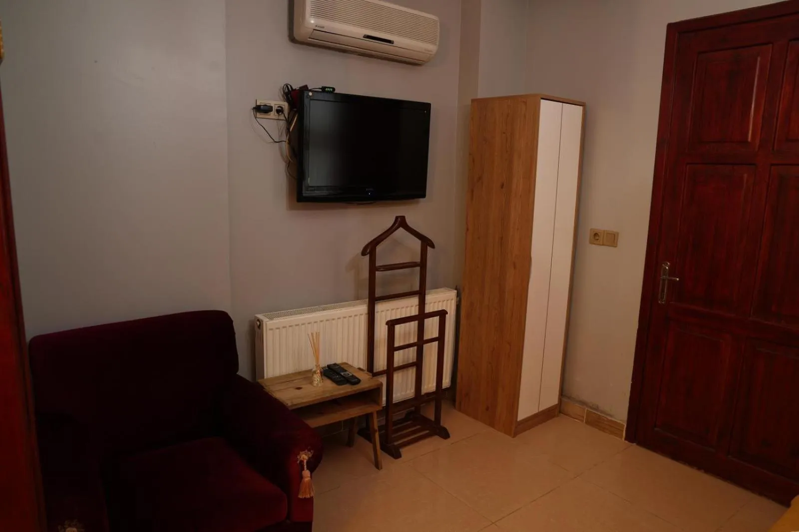 TV and multimedia in BUTTERFLY BOUTIQUE HOTEL AĞVA