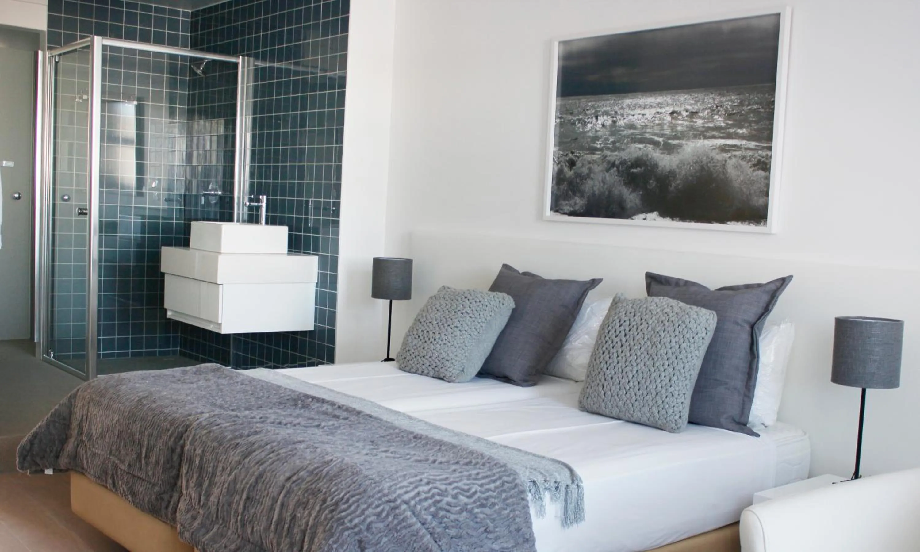 Bathroom, Bed in Swakopmund Luxury Suites