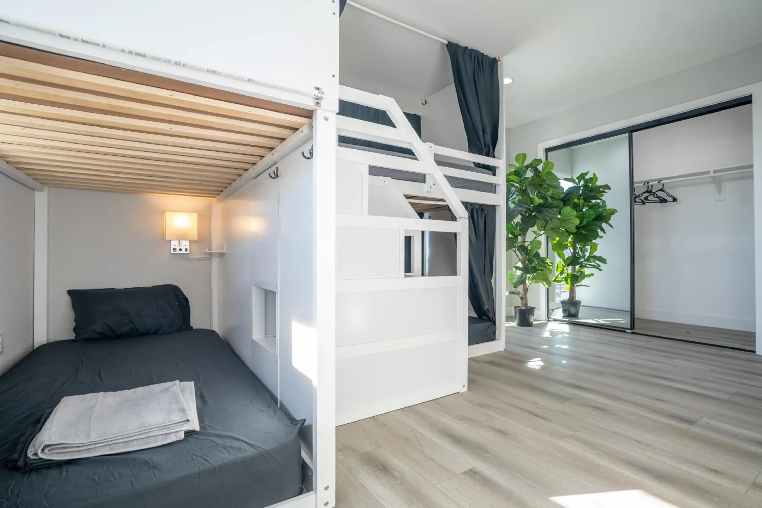 Single Bed in Female Dormitory Room in Normandie Hostel Single Bed in Female Dormitory Room in Normandie Hostel