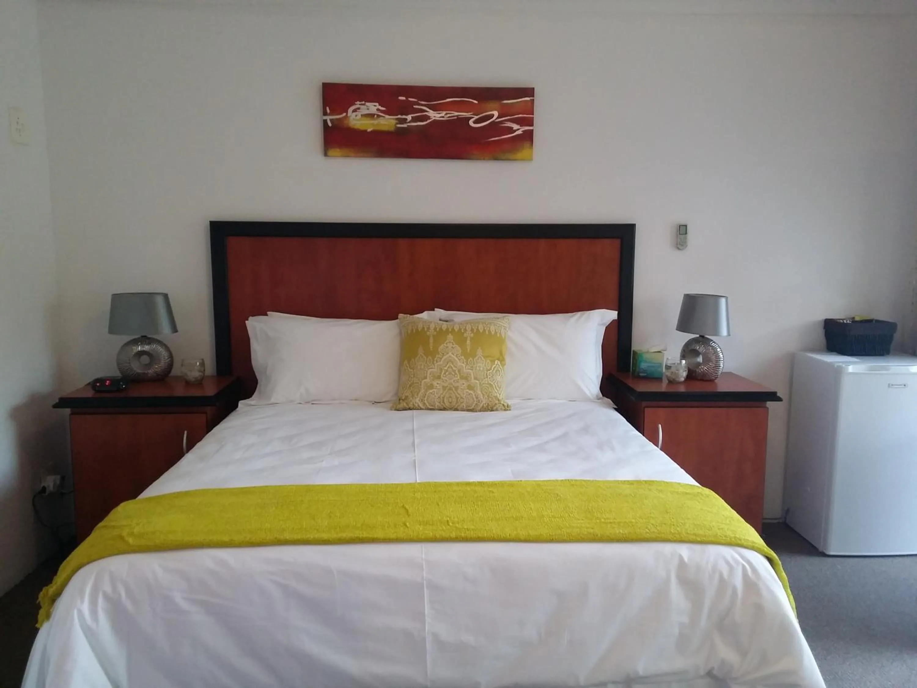 Bedroom, Bed in Alicia's B&B