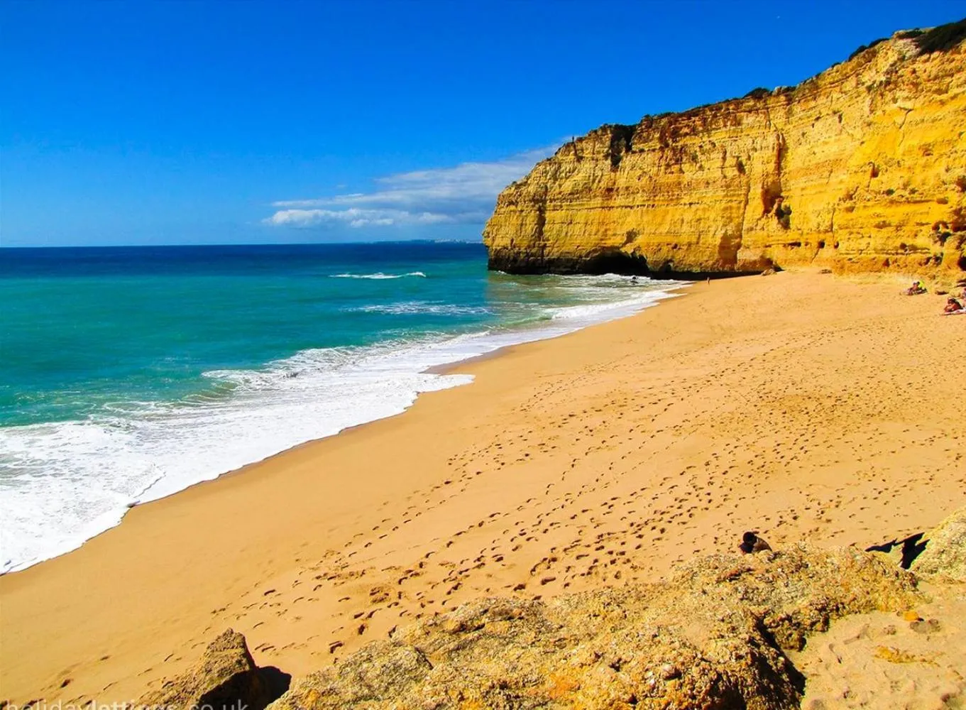 Beach in Algarpraia